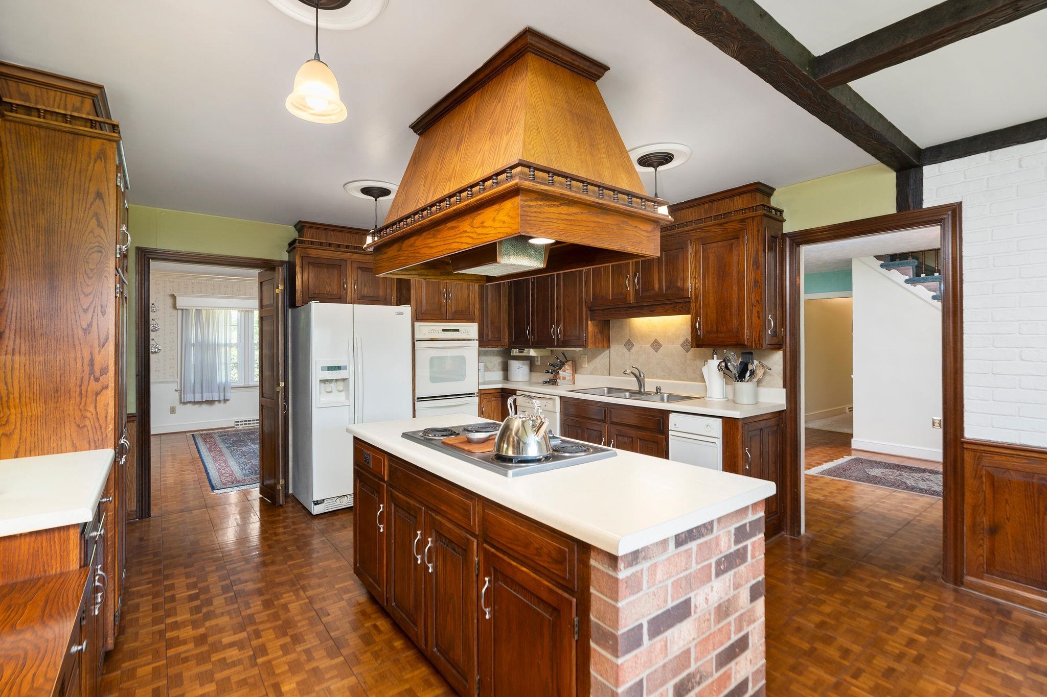 812 MEADOWBROOK RD, WAYNESBORO, Virginia 22980, 4 Bedrooms Bedrooms, ,3 BathroomsBathrooms,Residential,812 MEADOWBROOK RD,663618 MLS # 663618