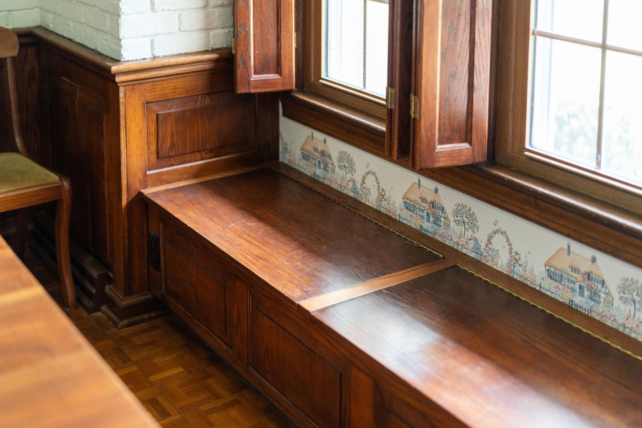 812 MEADOWBROOK RD, WAYNESBORO, Virginia 22980, 4 Bedrooms Bedrooms, ,3 BathroomsBathrooms,Residential,812 MEADOWBROOK RD,663618 MLS # 663618