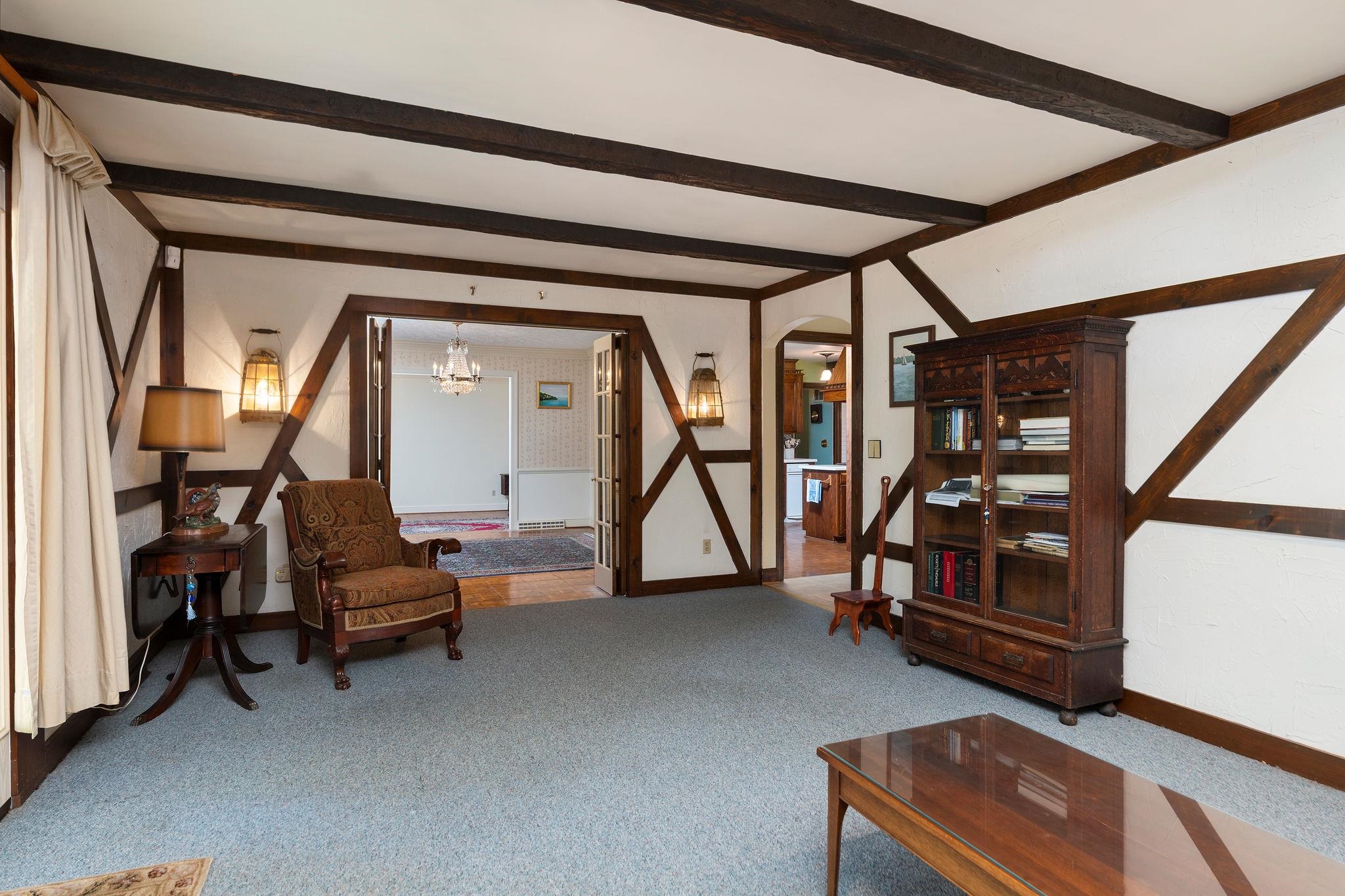 812 MEADOWBROOK RD, WAYNESBORO, Virginia 22980, 4 Bedrooms Bedrooms, ,3 BathroomsBathrooms,Residential,812 MEADOWBROOK RD,663618 MLS # 663618