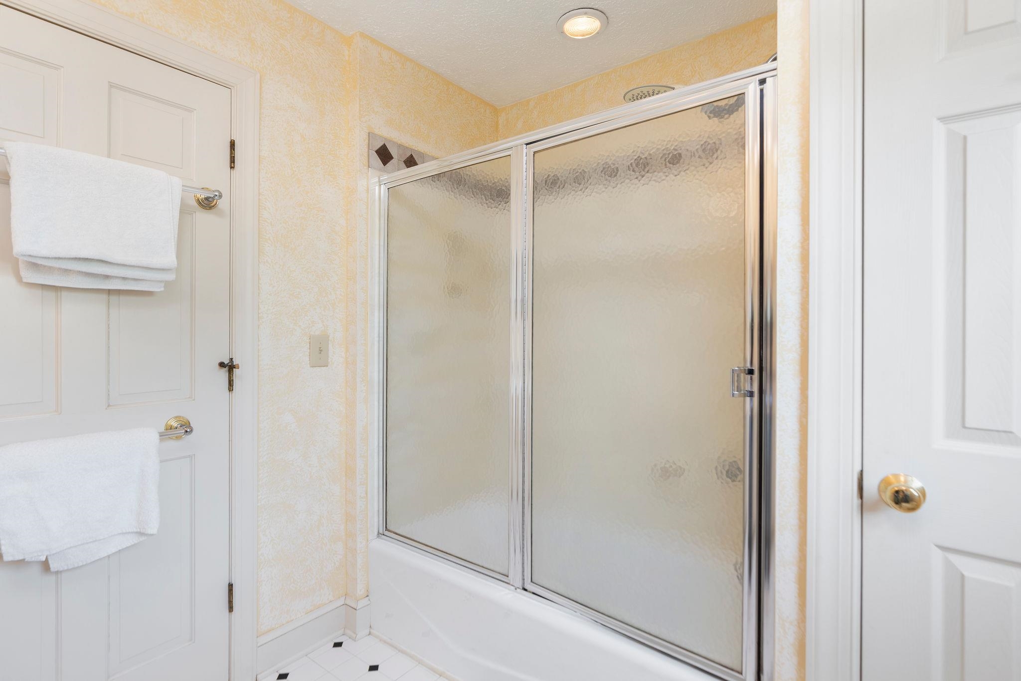 812 MEADOWBROOK RD, WAYNESBORO, Virginia 22980, 4 Bedrooms Bedrooms, ,3 BathroomsBathrooms,Residential,812 MEADOWBROOK RD,663618 MLS # 663618