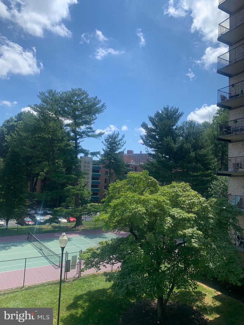 3245 RIO DR #307, FALLS CHURCH, Virginia 22041, 1 Bedroom Bedrooms, ,1 BathroomBathrooms,Residential,For sale,3245 RIO DR #307,VAFX2277186 MLS # VAFX2277186