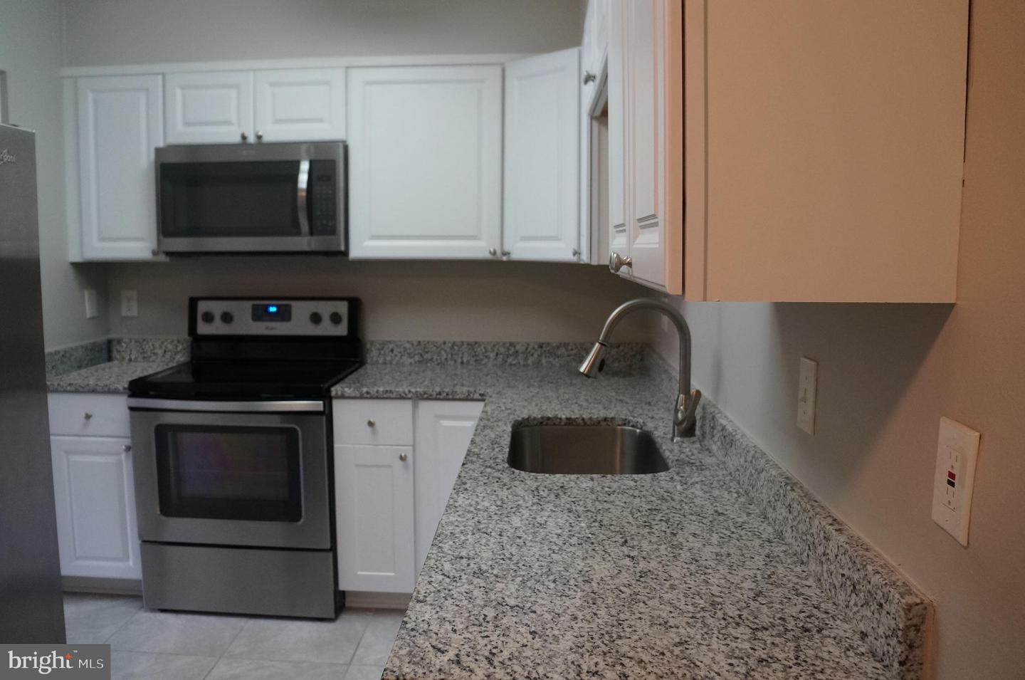 6101 EDSALL RD #701, ALEXANDRIA, Virginia 22304, 2 Bedrooms Bedrooms, ,2 BathroomsBathrooms,Residential,For sale,6101 EDSALL RD #701,VAAX2051404 MLS # VAAX2051404