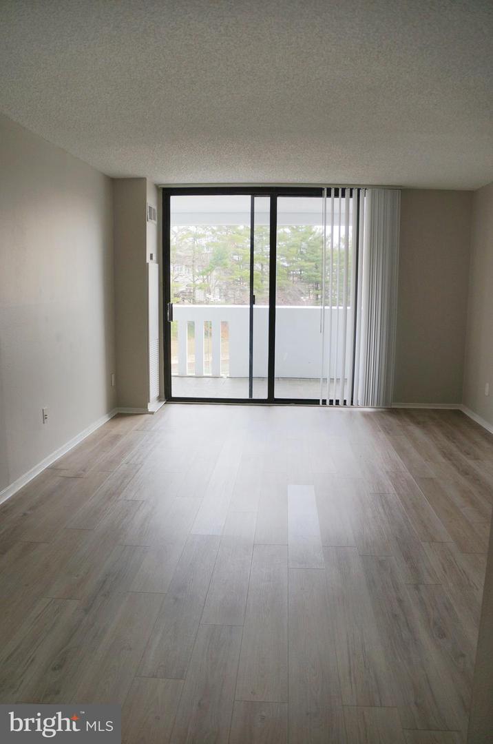 6101 EDSALL RD #701, ALEXANDRIA, Virginia 22304, 2 Bedrooms Bedrooms, ,2 BathroomsBathrooms,Residential,For sale,6101 EDSALL RD #701,VAAX2051404 MLS # VAAX2051404