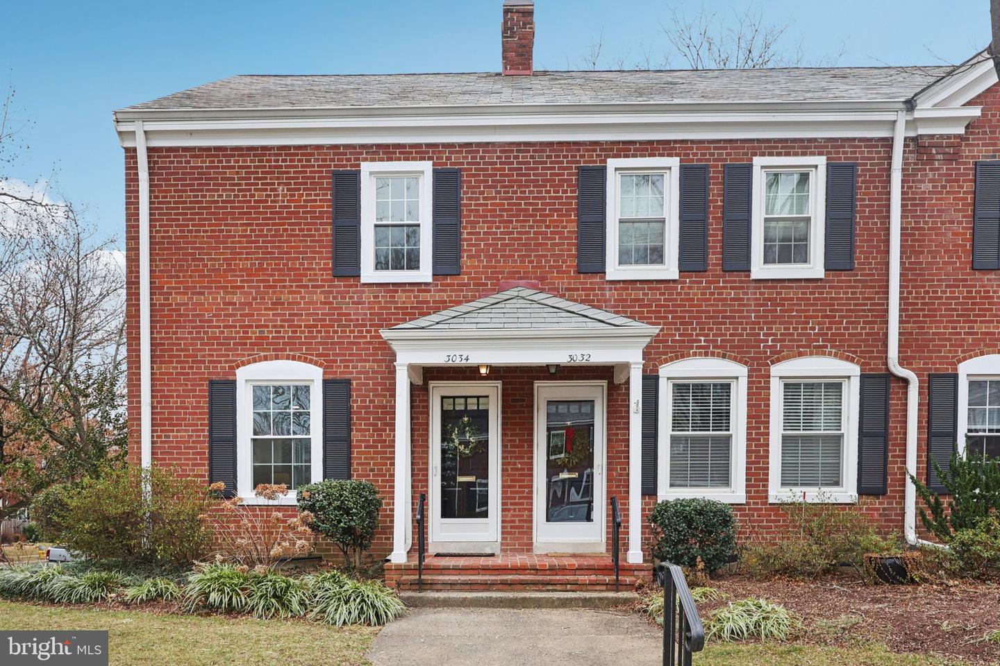 3034 S BUCHANAN ST, ARLINGTON, Virginia 22206, 2 Bedrooms Bedrooms, ,2 BathroomsBathrooms,Residential,For sale,3034 S BUCHANAN ST,VAAR2065992 MLS # VAAR2065992