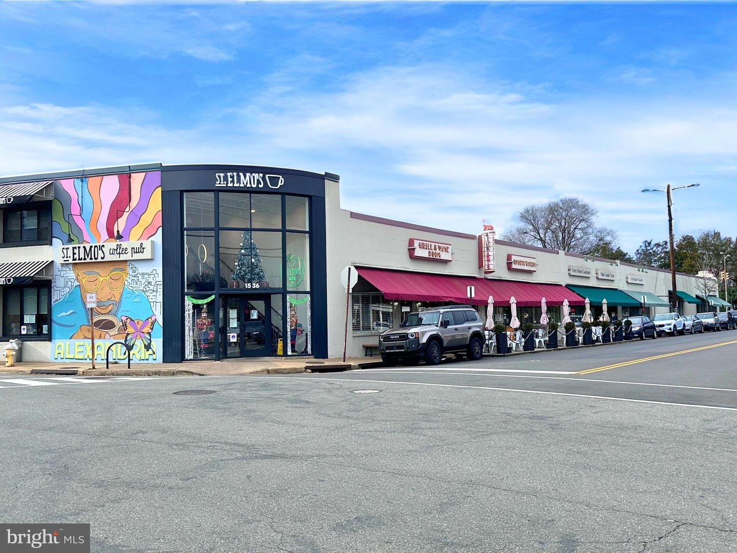 3034 S BUCHANAN ST, ARLINGTON, Virginia 22206, 2 Bedrooms Bedrooms, ,2 BathroomsBathrooms,Residential,For sale,3034 S BUCHANAN ST,VAAR2065992 MLS # VAAR2065992