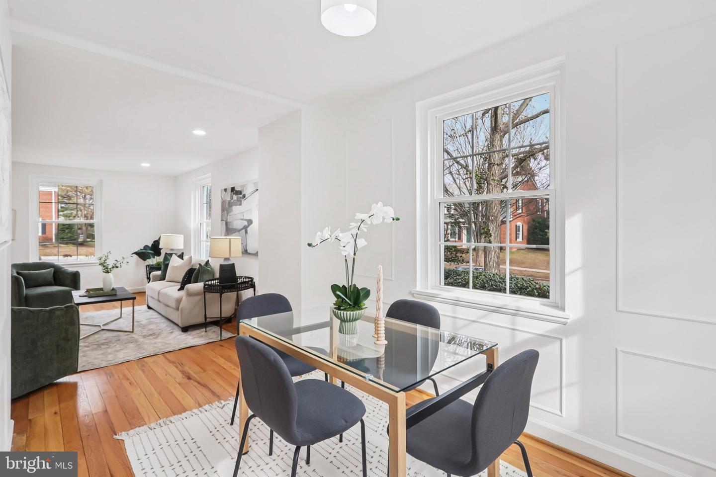 3034 S BUCHANAN ST, ARLINGTON, Virginia 22206, 2 Bedrooms Bedrooms, ,2 BathroomsBathrooms,Residential,For sale,3034 S BUCHANAN ST,VAAR2065992 MLS # VAAR2065992