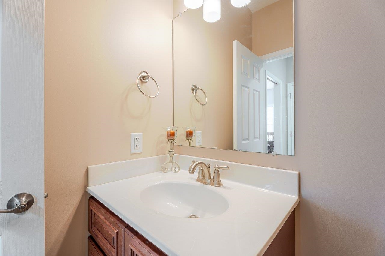 1428 MANDOLIN AVE, GROTTOES, Virginia 24441, 3 Bedrooms Bedrooms, ,2 BathroomsBathrooms,Residential,1428 MANDOLIN AVE,672504 MLS # 672504