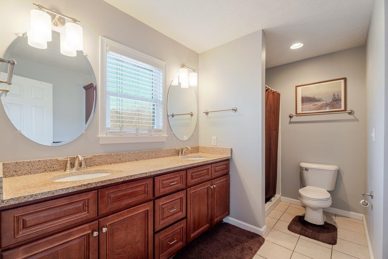 1428 MANDOLIN AVE, GROTTOES, Virginia 24441, 3 Bedrooms Bedrooms, ,2 BathroomsBathrooms,Residential,1428 MANDOLIN AVE,672504 MLS # 672504