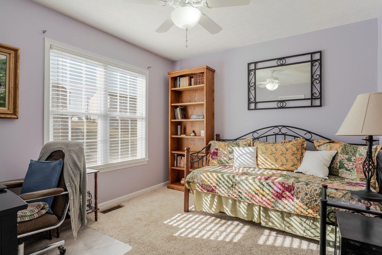 1428 MANDOLIN AVE, GROTTOES, Virginia 24441, 3 Bedrooms Bedrooms, ,2 BathroomsBathrooms,Residential,1428 MANDOLIN AVE,672504 MLS # 672504