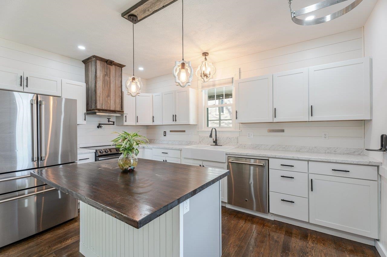 164 CHURCH ST, TIMBERVILLE, Virginia 22853, 3 Bedrooms Bedrooms, ,2 BathroomsBathrooms,Residential,164 CHURCH ST,672505 MLS # 672505