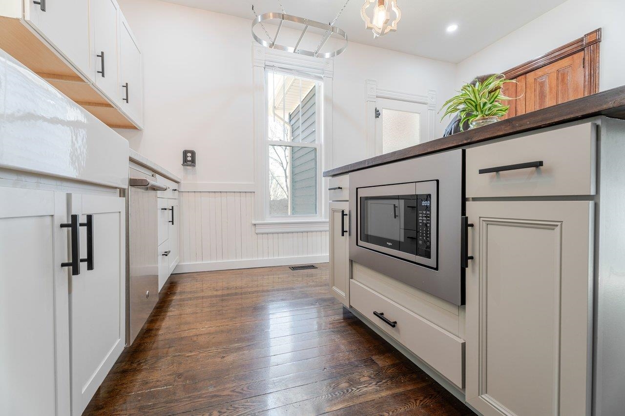 164 CHURCH ST, TIMBERVILLE, Virginia 22853, 3 Bedrooms Bedrooms, ,2 BathroomsBathrooms,Residential,164 CHURCH ST,672505 MLS # 672505