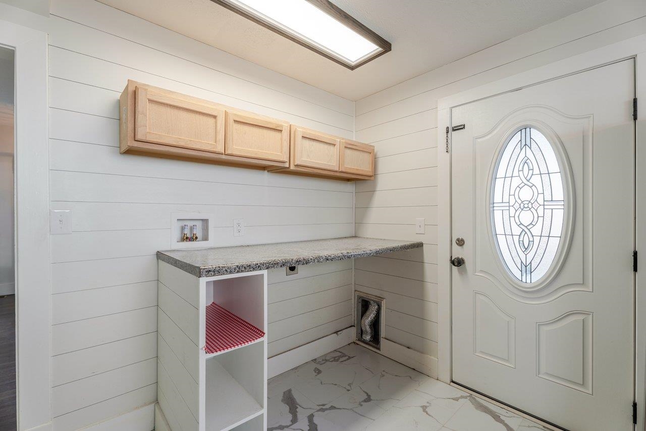 164 CHURCH ST, TIMBERVILLE, Virginia 22853, 3 Bedrooms Bedrooms, ,2 BathroomsBathrooms,Residential,164 CHURCH ST,672505 MLS # 672505