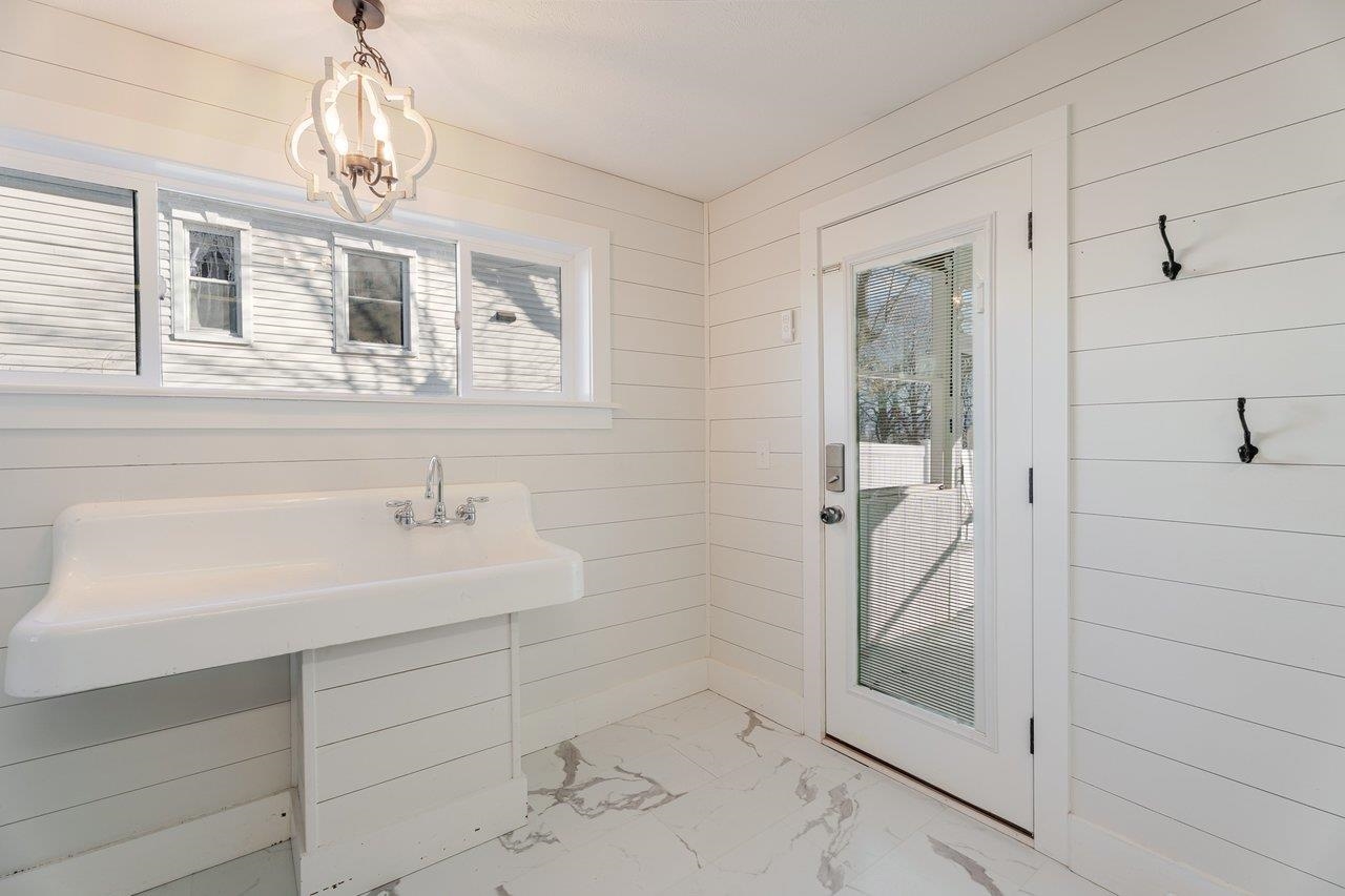 164 CHURCH ST, TIMBERVILLE, Virginia 22853, 3 Bedrooms Bedrooms, ,2 BathroomsBathrooms,Residential,164 CHURCH ST,672505 MLS # 672505