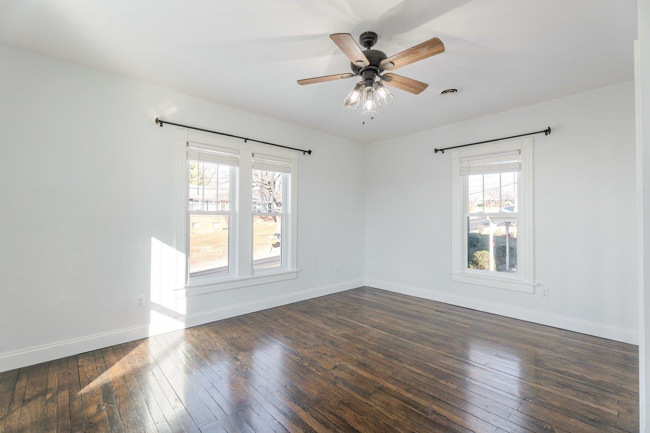 164 CHURCH ST, TIMBERVILLE, Virginia 22853, 3 Bedrooms Bedrooms, ,2 BathroomsBathrooms,Residential,164 CHURCH ST,672505 MLS # 672505