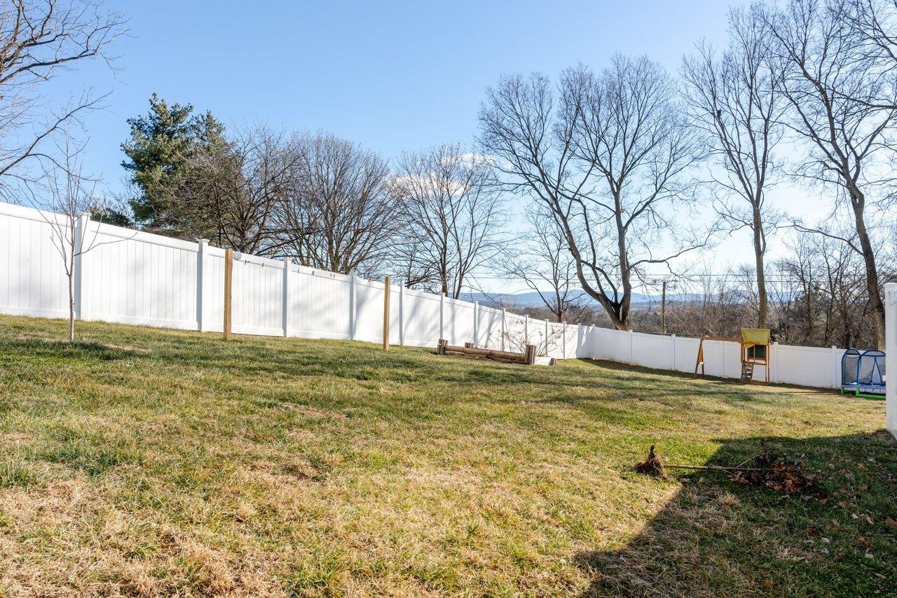 164 CHURCH ST, TIMBERVILLE, Virginia 22853, 3 Bedrooms Bedrooms, ,2 BathroomsBathrooms,Residential,164 CHURCH ST,672505 MLS # 672505