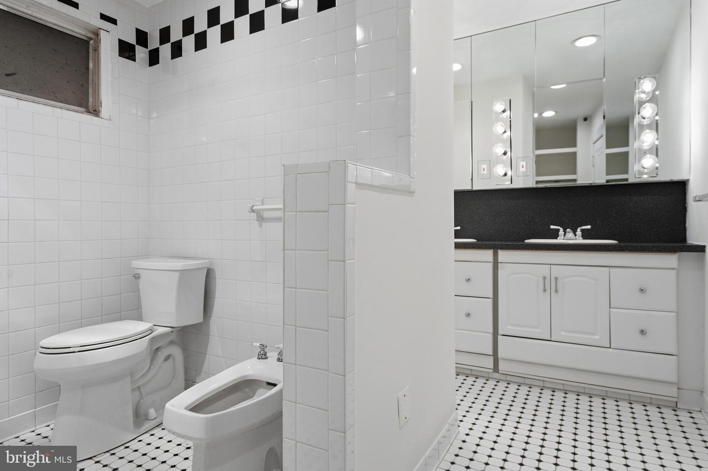 4000 CATHEDRAL AVE NW #334B/335B, WASHINGTON, District Of Columbia 20016, 2 Bedrooms Bedrooms, ,2 BathroomsBathrooms,Residential,For sale,4000 CATHEDRAL AVE NW #334B/335B,DCDC2232652 MLS # DCDC2232652