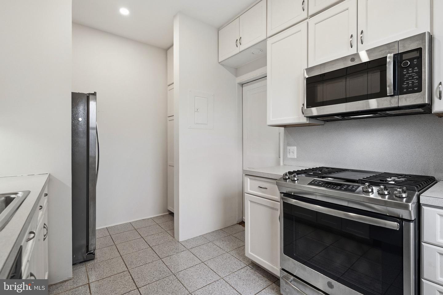 4000 CATHEDRAL AVE NW #334B/335B, WASHINGTON, District Of Columbia 20016, 2 Bedrooms Bedrooms, ,2 BathroomsBathrooms,Residential,For sale,4000 CATHEDRAL AVE NW #334B/335B,DCDC2232652 MLS # DCDC2232652