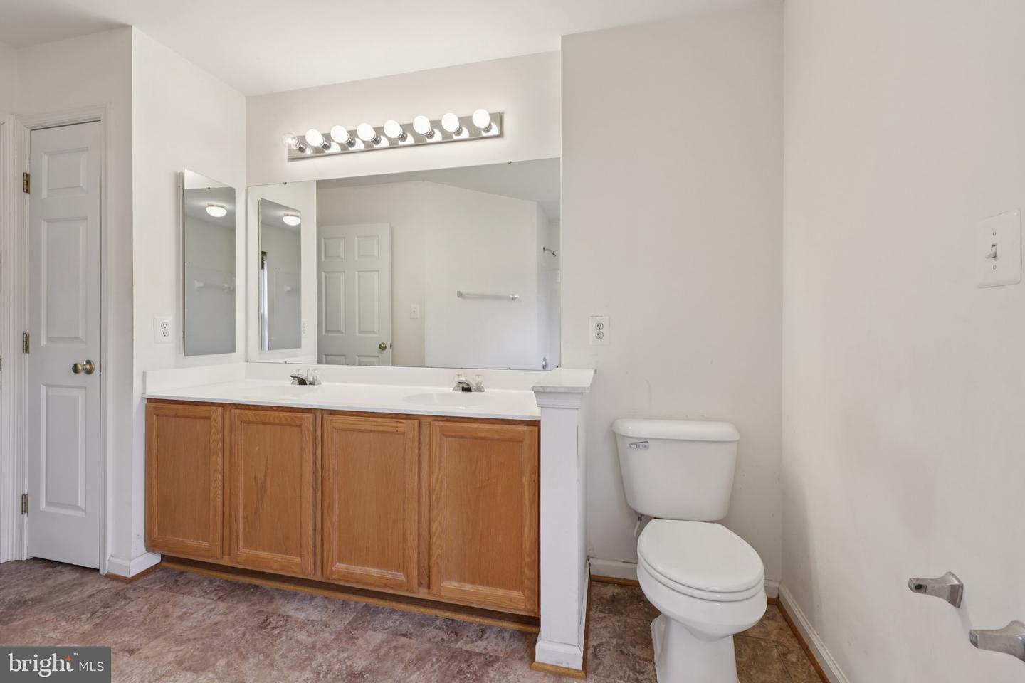 12151 HAYFIELD CT, BRISTOW, Virginia 20136, 4 Bedrooms Bedrooms, 7 Rooms Rooms,2 BathroomsBathrooms,Residential,For sale,12151 HAYFIELD CT,VAPW2108238 MLS # VAPW2108238