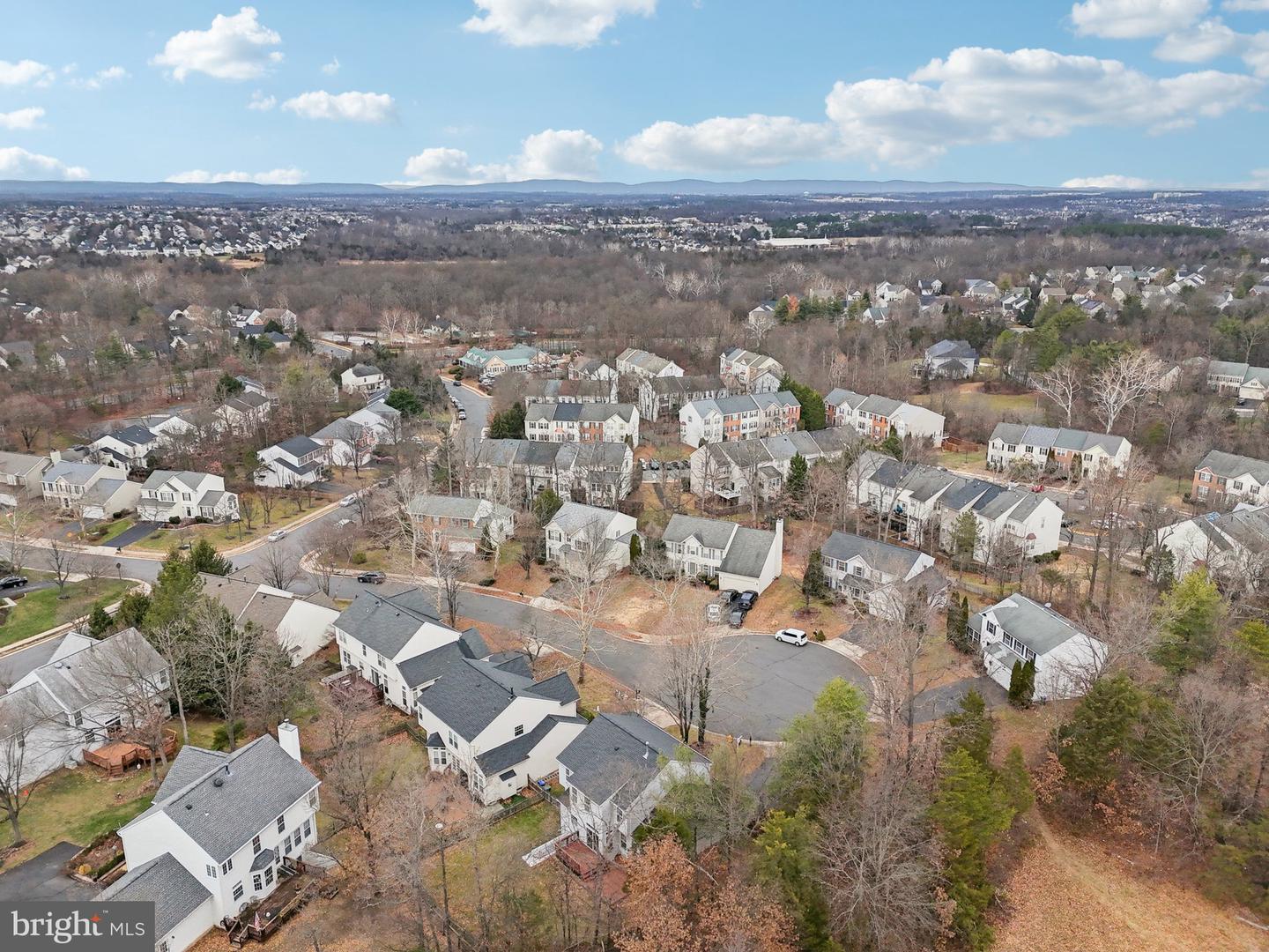 12151 HAYFIELD CT, BRISTOW, Virginia 20136, 4 Bedrooms Bedrooms, 7 Rooms Rooms,2 BathroomsBathrooms,Residential,For sale,12151 HAYFIELD CT,VAPW2108238 MLS # VAPW2108238