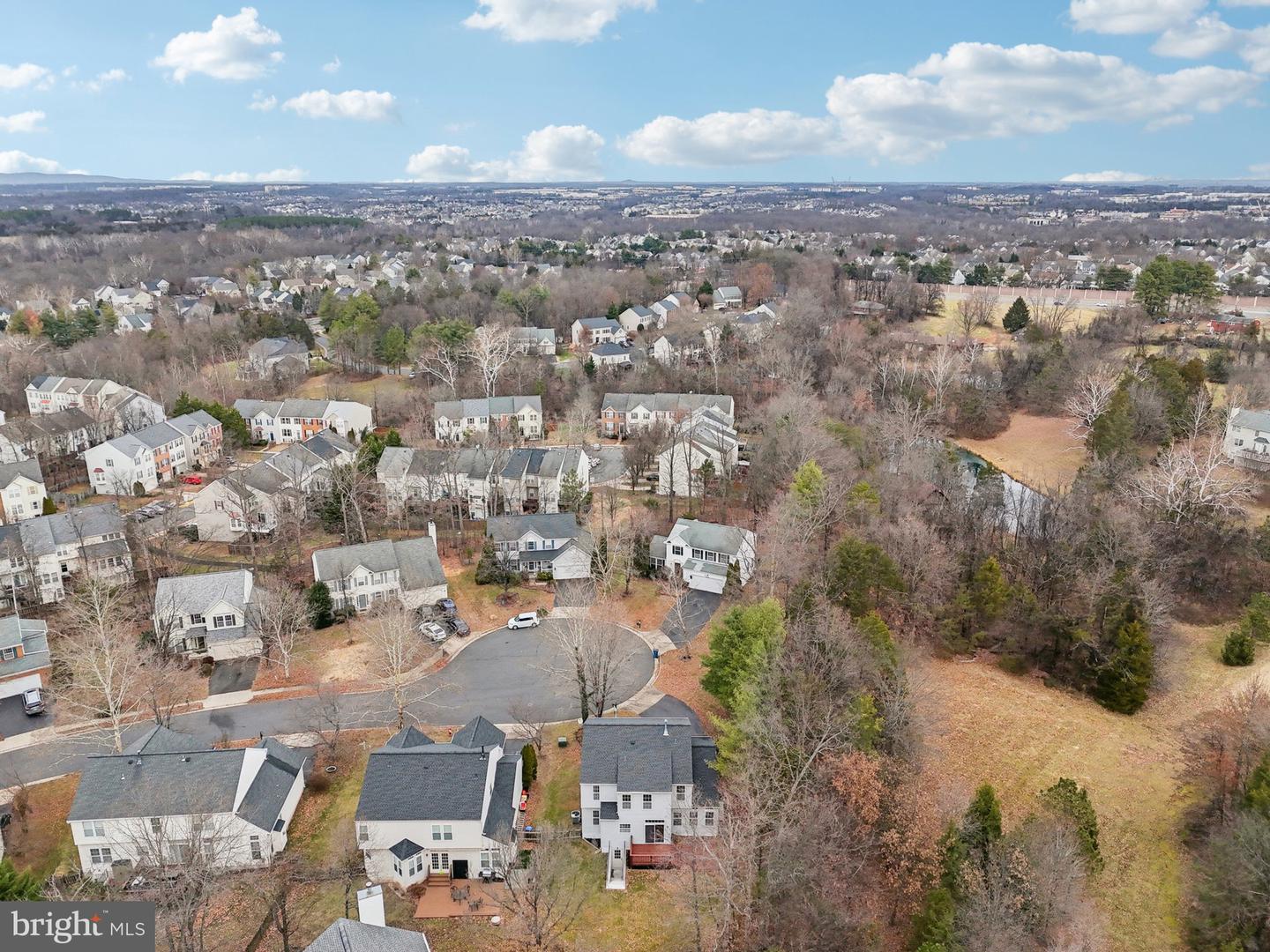 12151 HAYFIELD CT, BRISTOW, Virginia 20136, 4 Bedrooms Bedrooms, 7 Rooms Rooms,2 BathroomsBathrooms,Residential,For sale,12151 HAYFIELD CT,VAPW2108238 MLS # VAPW2108238