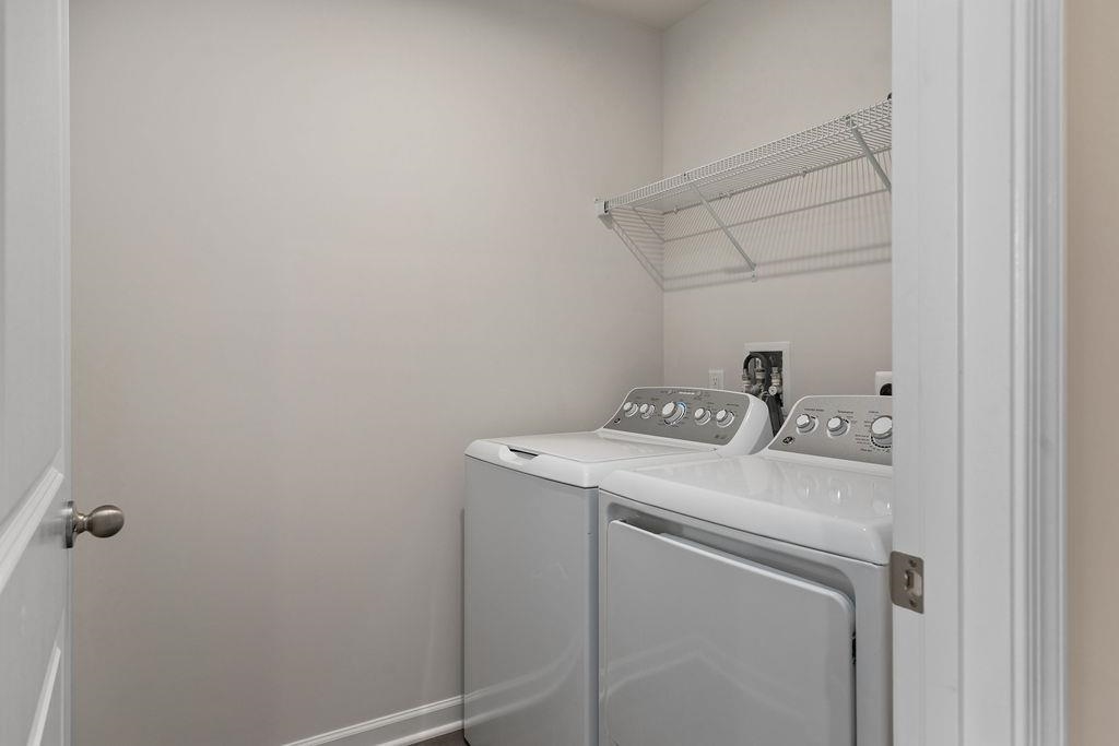 124 WALSH LN, WAYNESBORO, Virginia 22980, 5 Bedrooms Bedrooms, ,3 BathroomsBathrooms,Residential,124 WALSH LN,672519 MLS # 672519