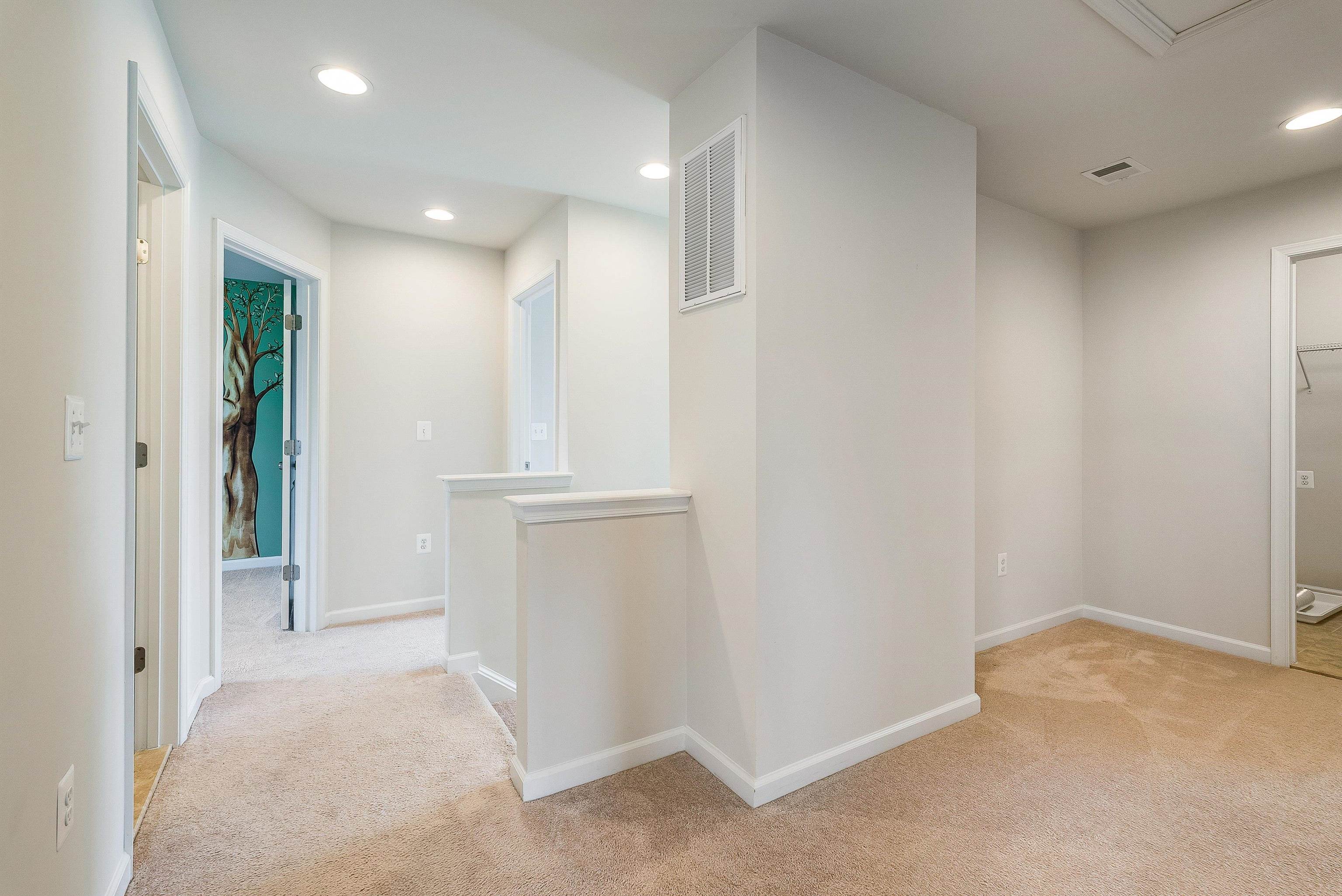 208 OAKBRIDGE DR, WAYNESBORO, Virginia 22980, 4 Bedrooms Bedrooms, ,2 BathroomsBathrooms,Residential,208 OAKBRIDGE DR,672520 MLS # 672520