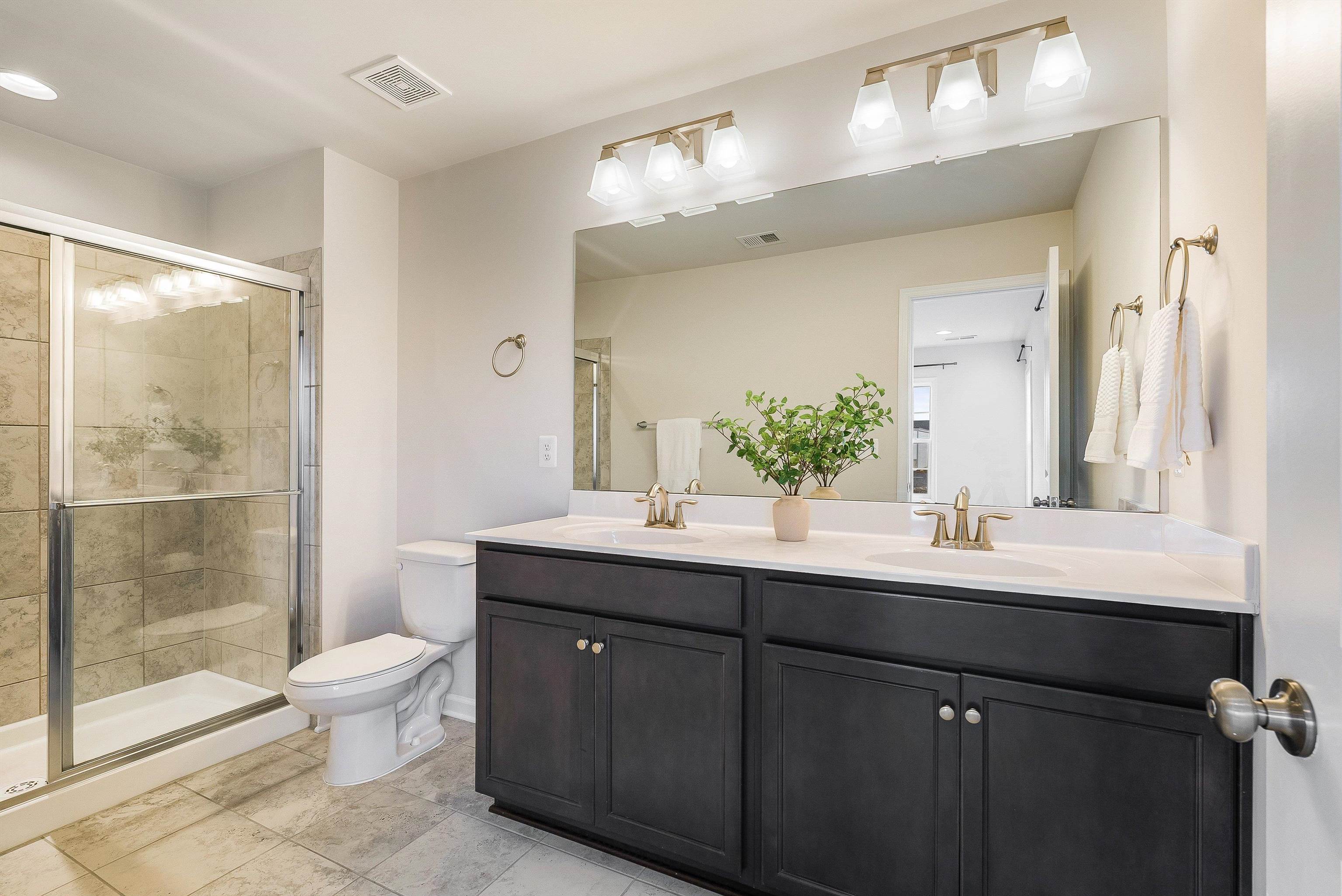 208 OAKBRIDGE DR, WAYNESBORO, Virginia 22980, 4 Bedrooms Bedrooms, ,2 BathroomsBathrooms,Residential,208 OAKBRIDGE DR,672520 MLS # 672520