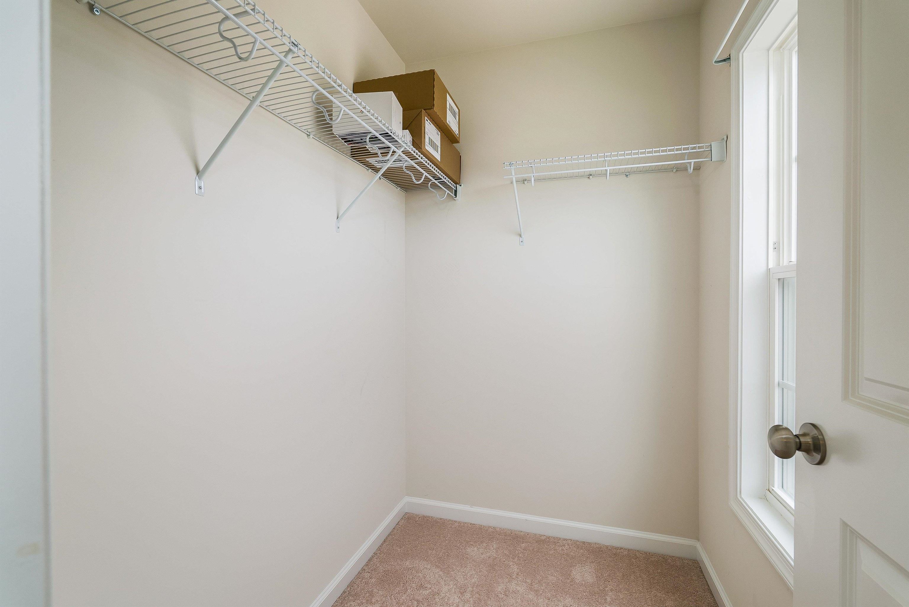 208 OAKBRIDGE DR, WAYNESBORO, Virginia 22980, 4 Bedrooms Bedrooms, ,2 BathroomsBathrooms,Residential,208 OAKBRIDGE DR,672520 MLS # 672520