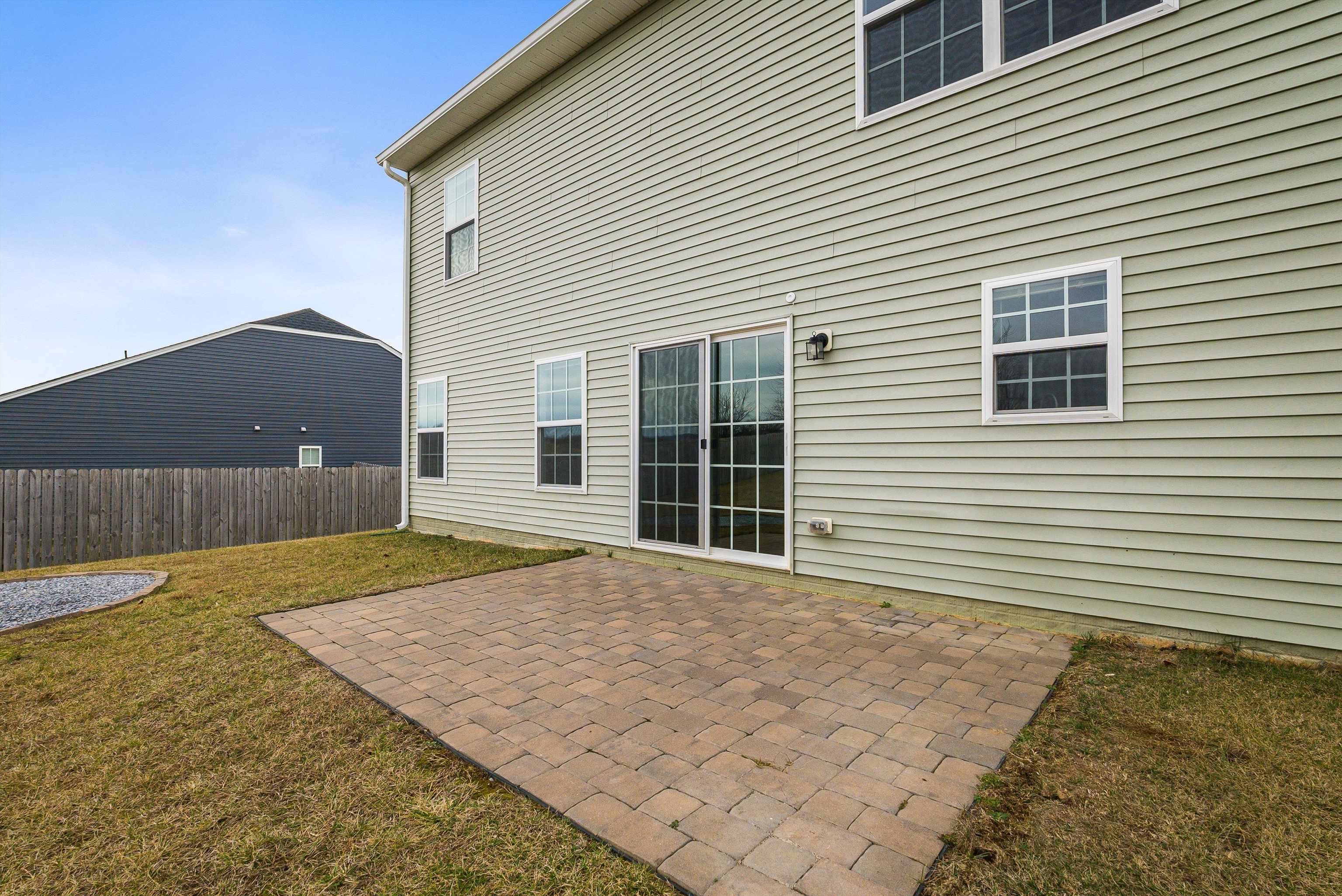 208 OAKBRIDGE DR, WAYNESBORO, Virginia 22980, 4 Bedrooms Bedrooms, ,2 BathroomsBathrooms,Residential,208 OAKBRIDGE DR,672520 MLS # 672520