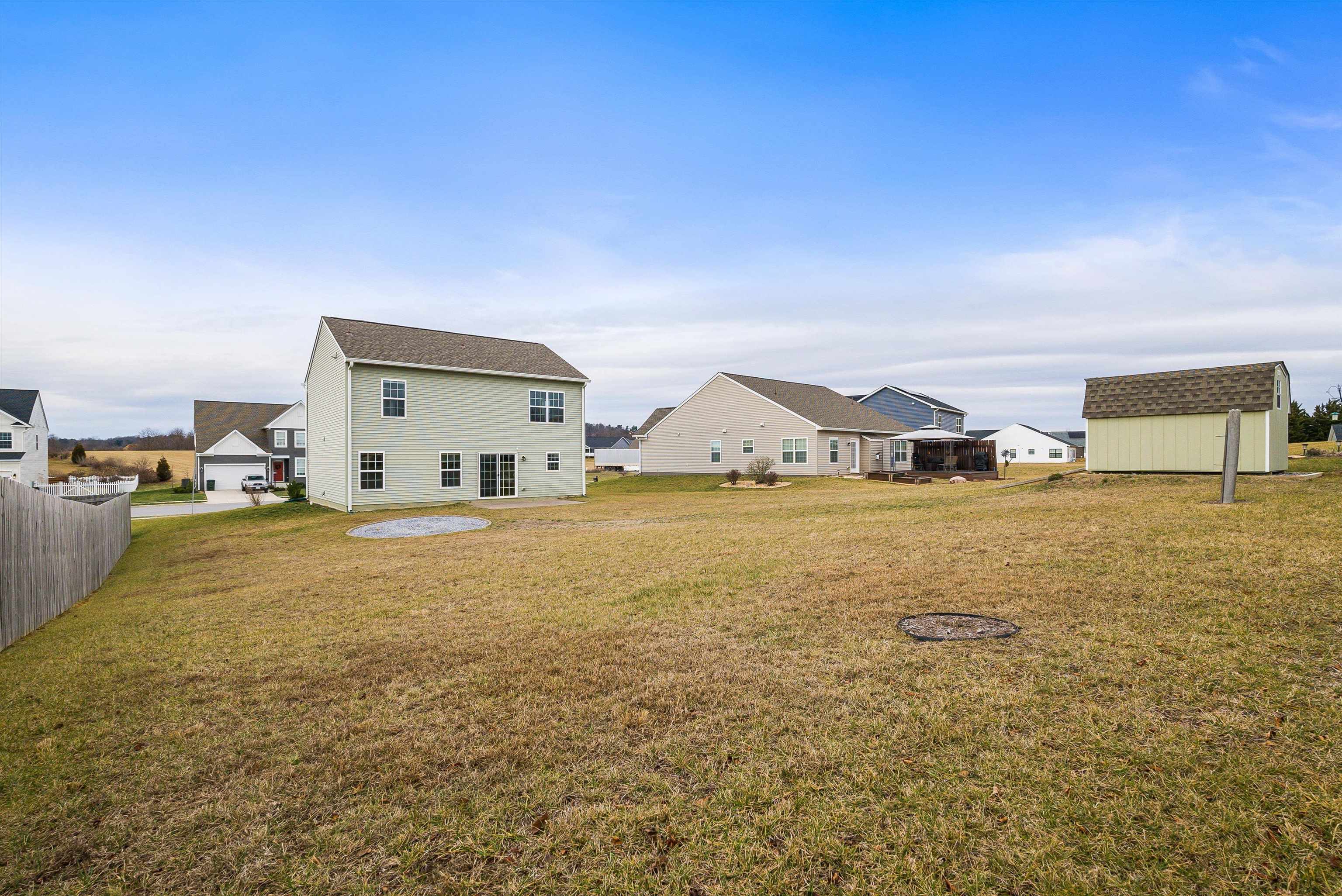 208 OAKBRIDGE DR, WAYNESBORO, Virginia 22980, 4 Bedrooms Bedrooms, ,2 BathroomsBathrooms,Residential,208 OAKBRIDGE DR,672520 MLS # 672520