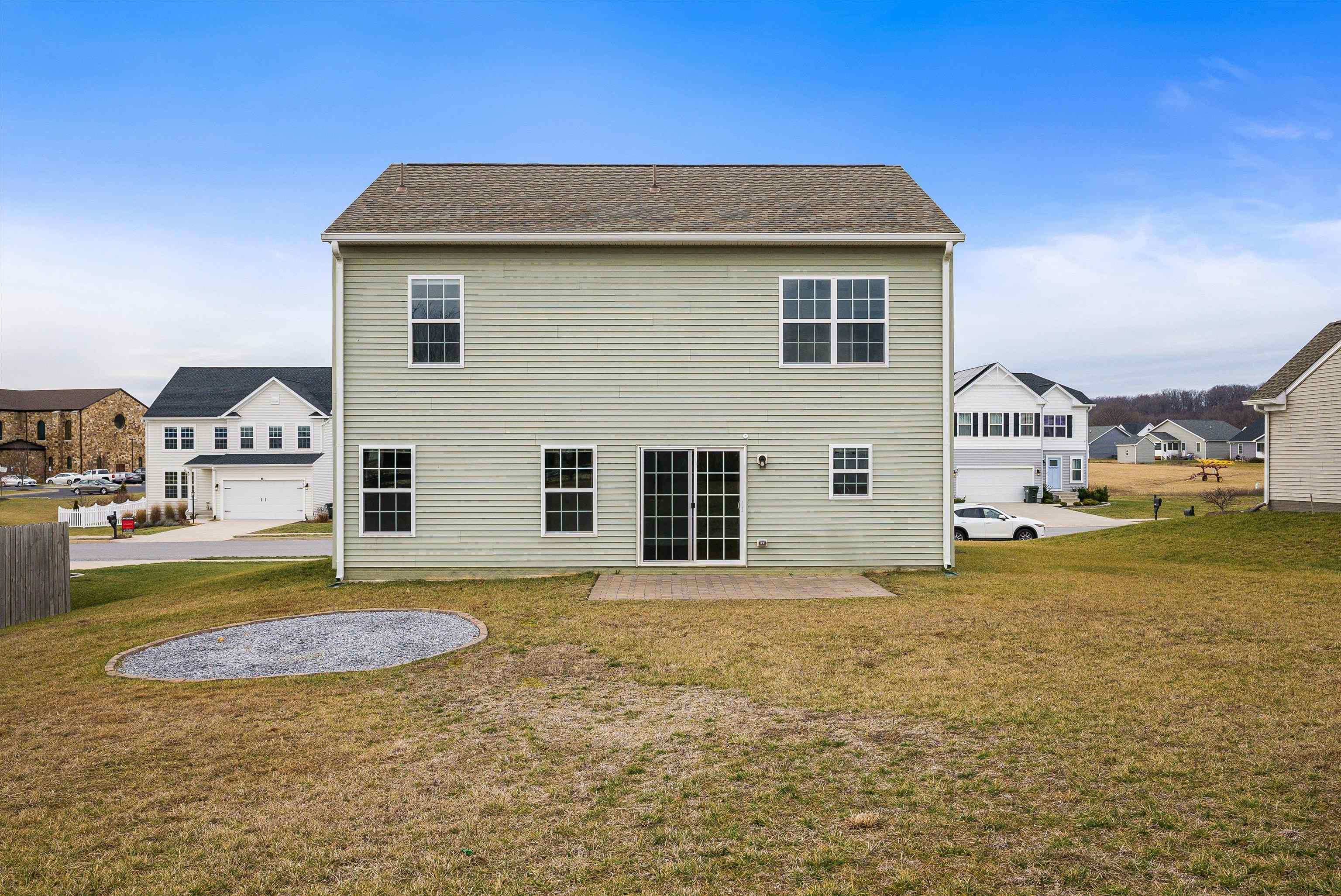 208 OAKBRIDGE DR, WAYNESBORO, Virginia 22980, 4 Bedrooms Bedrooms, ,2 BathroomsBathrooms,Residential,208 OAKBRIDGE DR,672520 MLS # 672520