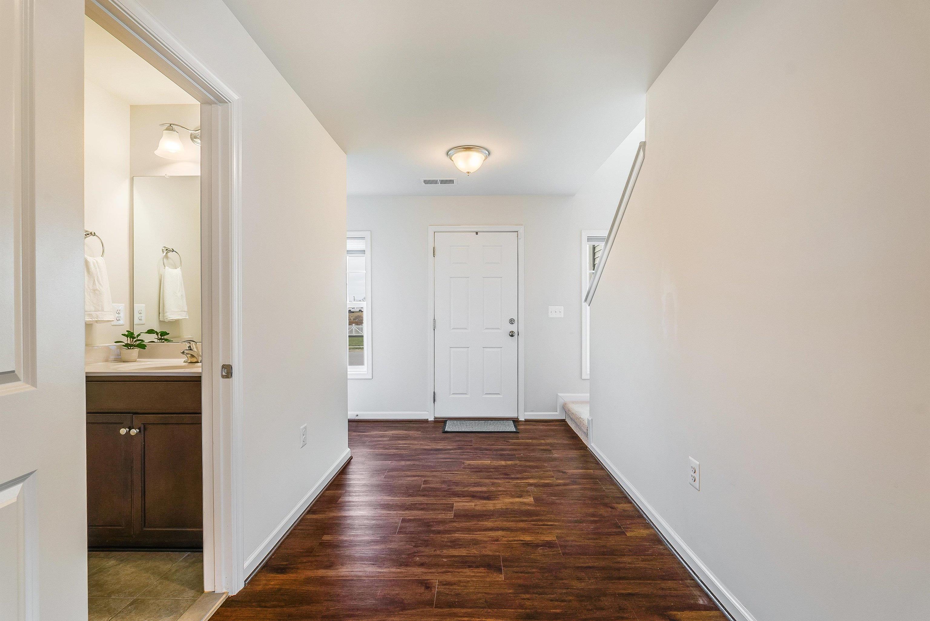 208 OAKBRIDGE DR, WAYNESBORO, Virginia 22980, 4 Bedrooms Bedrooms, ,2 BathroomsBathrooms,Residential,208 OAKBRIDGE DR,672520 MLS # 672520