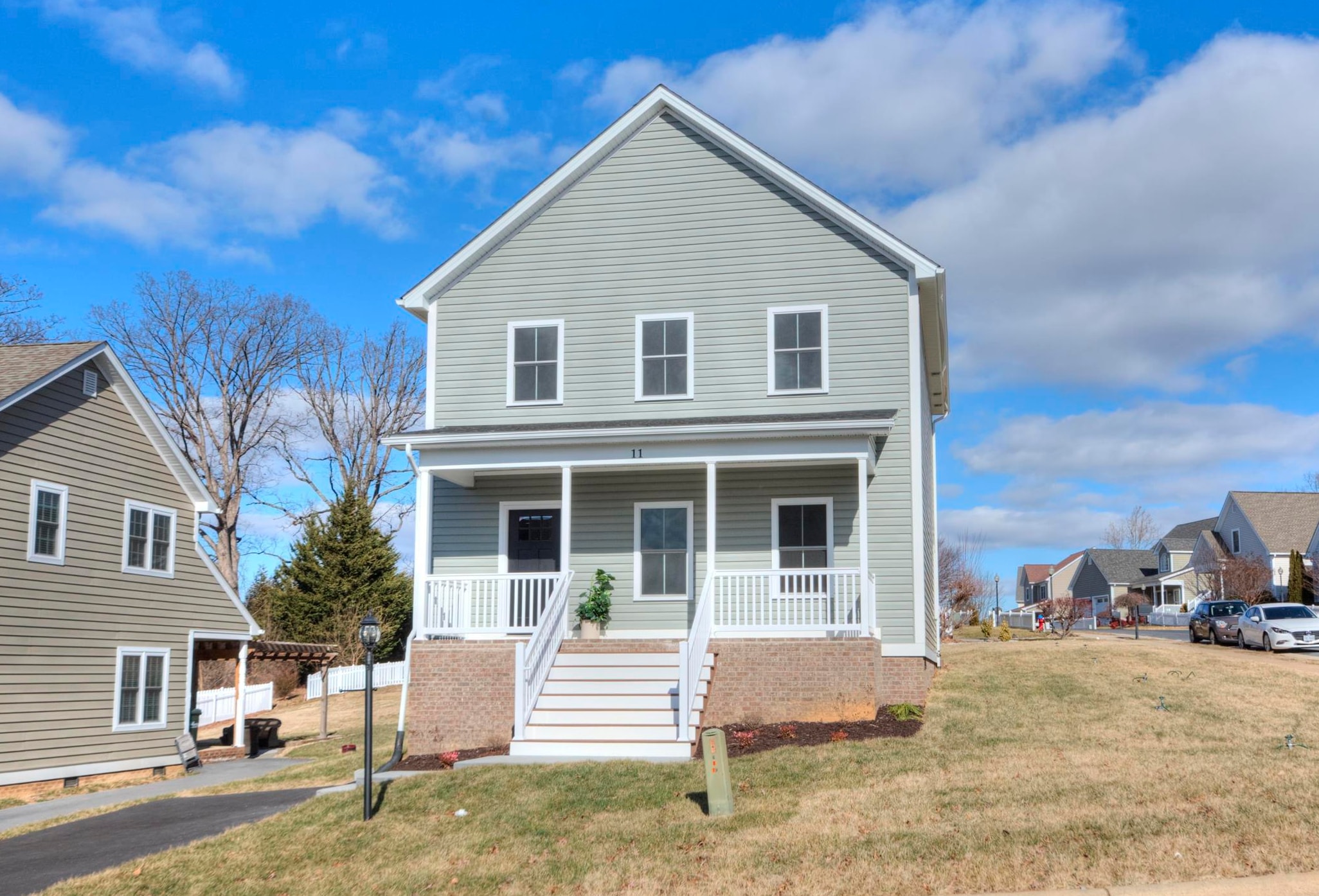 11 TOPSIDE CIR, STAUNTON, Virginia 24401, 3 Bedrooms Bedrooms, ,2 BathroomsBathrooms,Residential,11 TOPSIDE CIR,672524 MLS # 672524