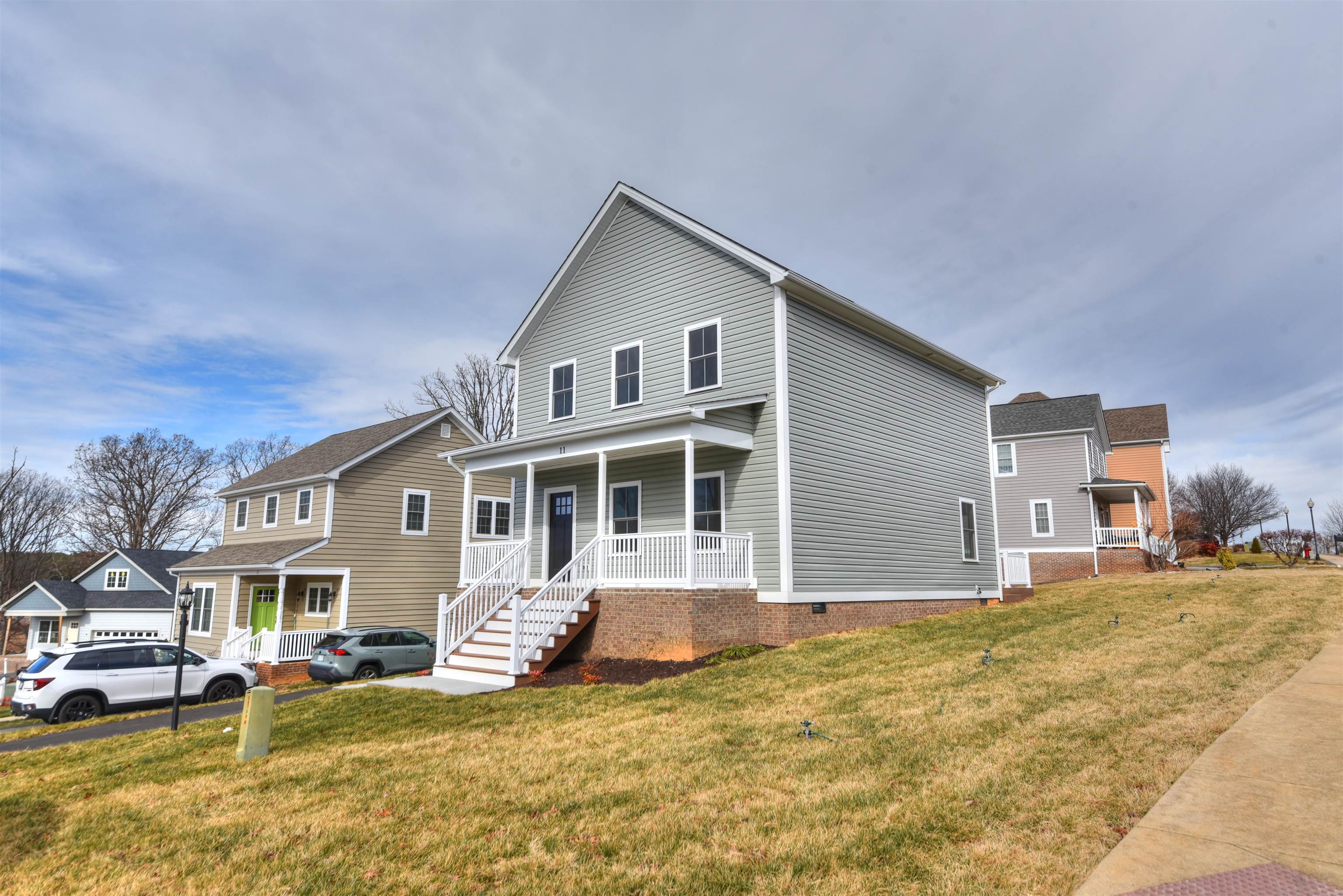 11 TOPSIDE CIR, STAUNTON, Virginia 24401, 3 Bedrooms Bedrooms, ,2 BathroomsBathrooms,Residential,11 TOPSIDE CIR,672524 MLS # 672524