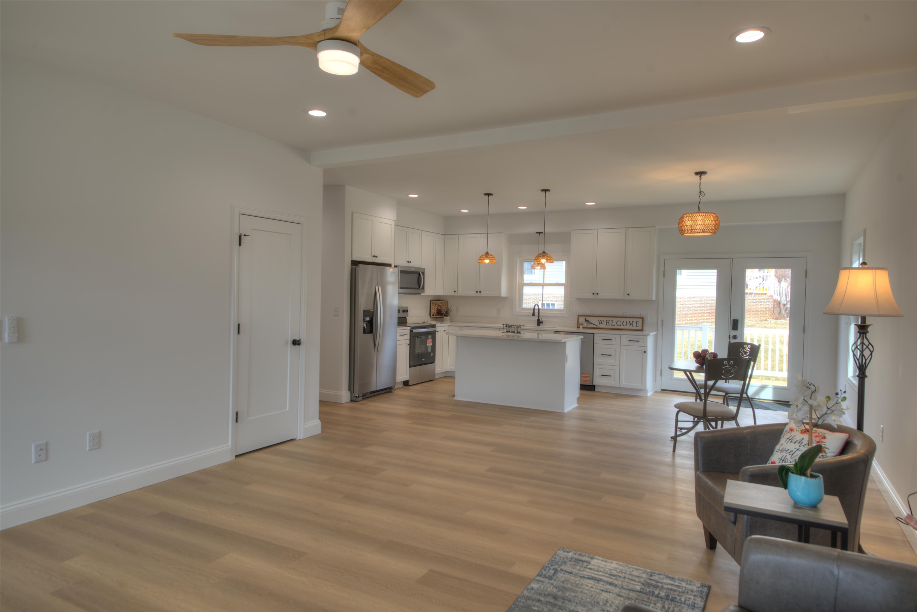 11 TOPSIDE CIR, STAUNTON, Virginia 24401, 3 Bedrooms Bedrooms, ,2 BathroomsBathrooms,Residential,11 TOPSIDE CIR,672524 MLS # 672524