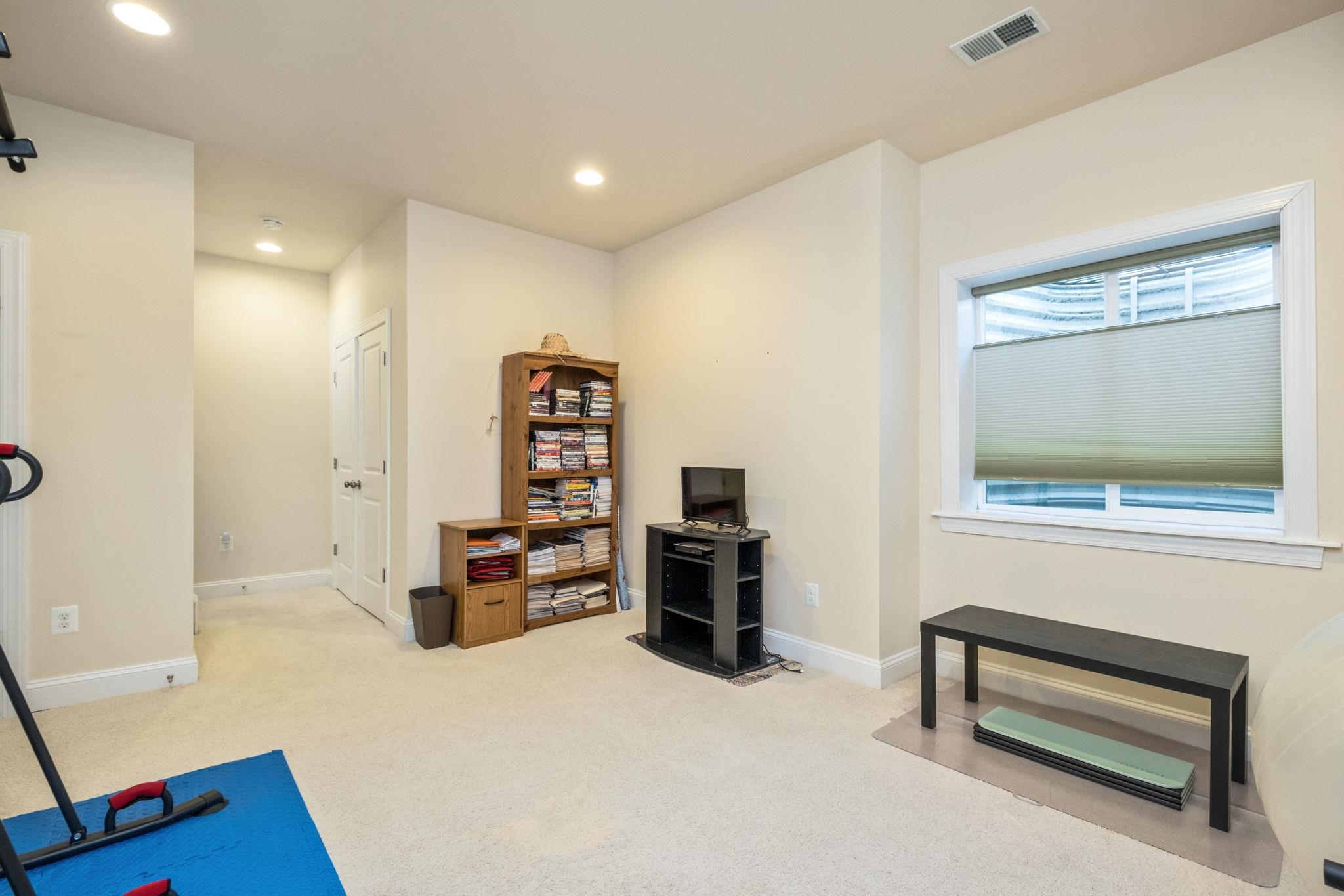 3219 CHARLESTON BLVD, ROCKINGHAM, Virginia 22801, 3 Bedrooms Bedrooms, ,2 BathroomsBathrooms,Residential,Banu,3219 CHARLESTON BLVD,672525 MLS # 672525