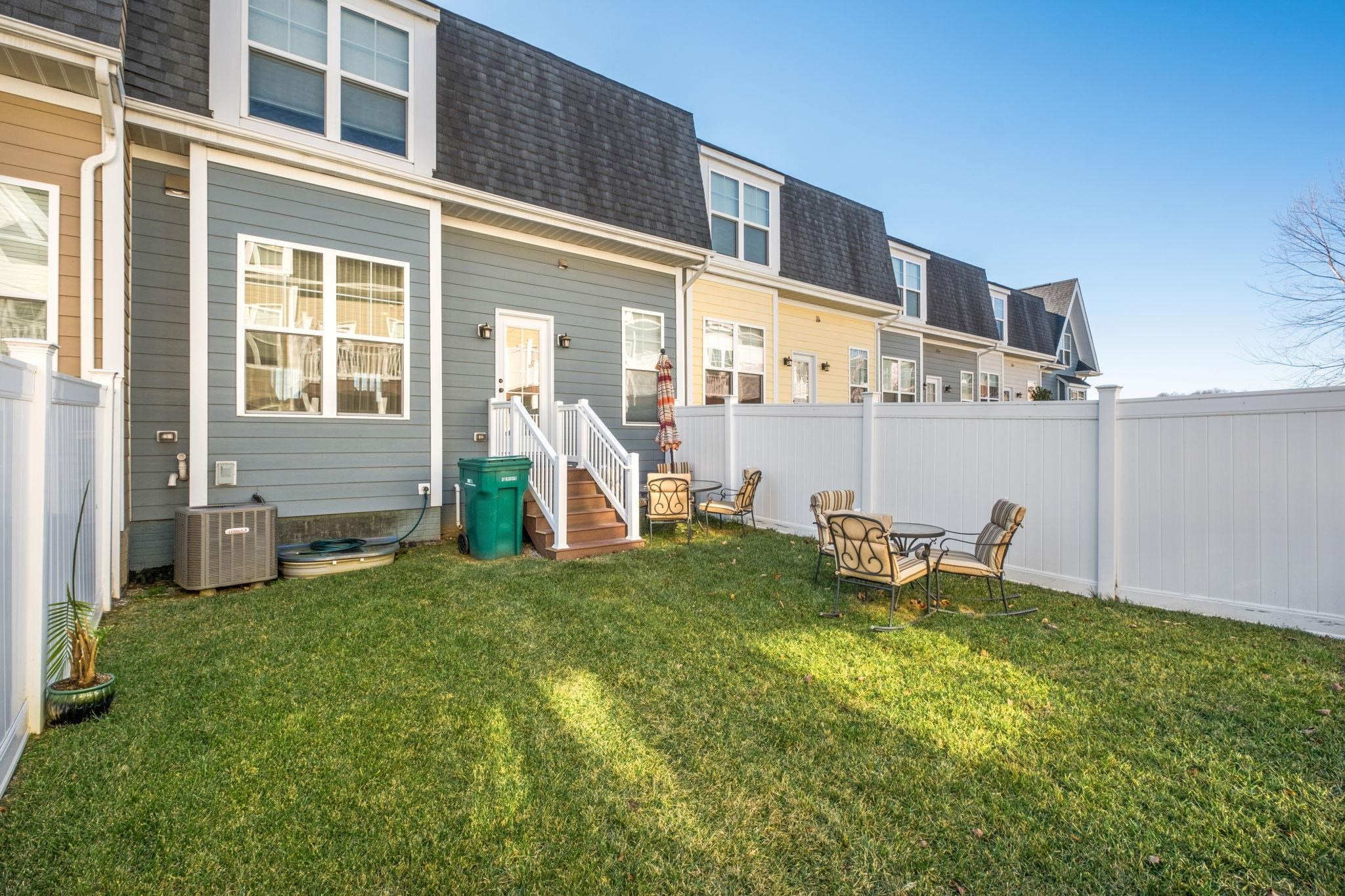 3219 CHARLESTON BLVD, ROCKINGHAM, Virginia 22801, 3 Bedrooms Bedrooms, ,2 BathroomsBathrooms,Residential,Banu,3219 CHARLESTON BLVD,672525 MLS # 672525