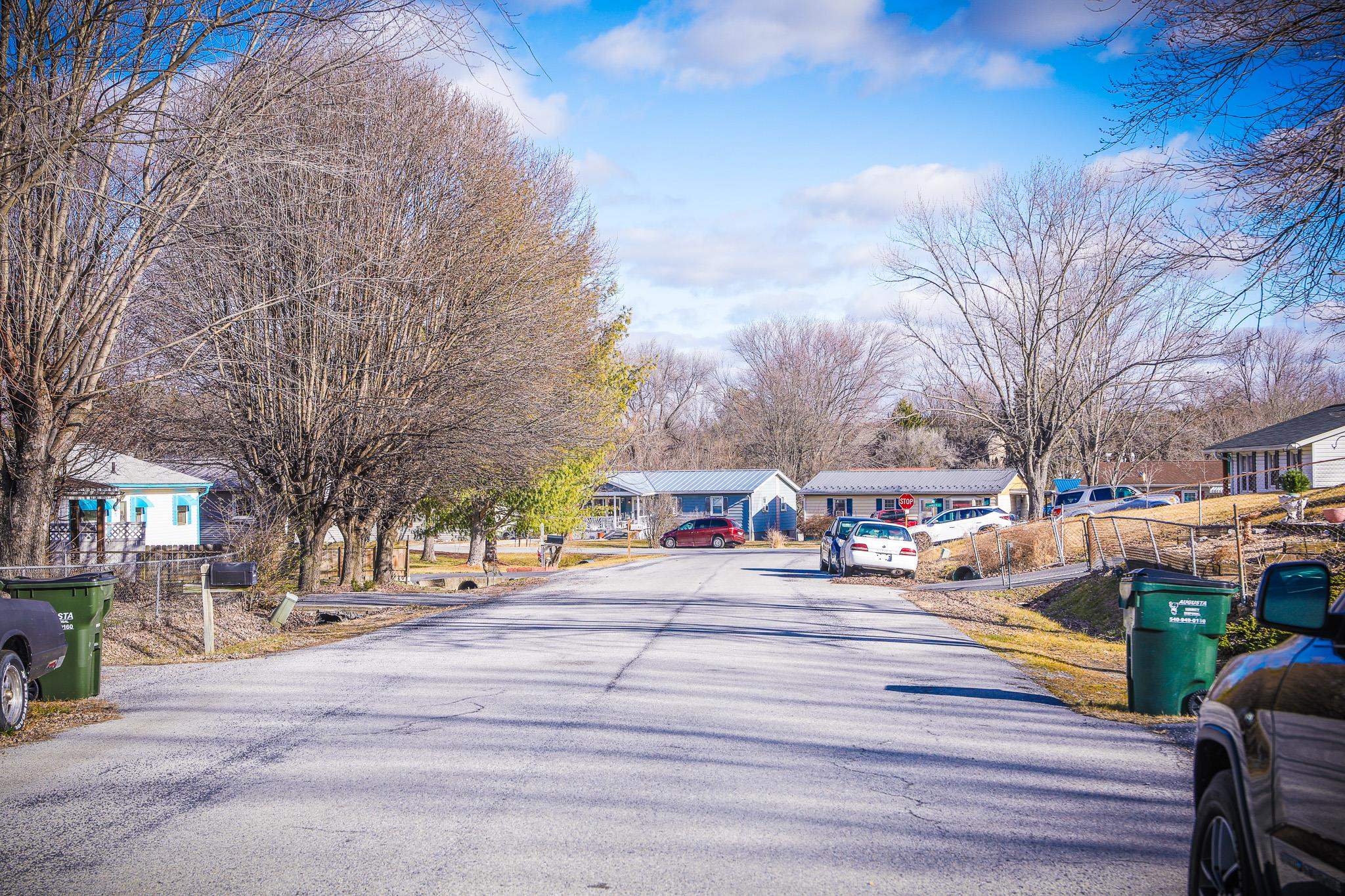 21 ARDMORE ST, VERONA, Virginia 24482, 3 Bedrooms Bedrooms, ,1 BathroomBathrooms,Residential,21 ARDMORE ST,672526 MLS # 672526