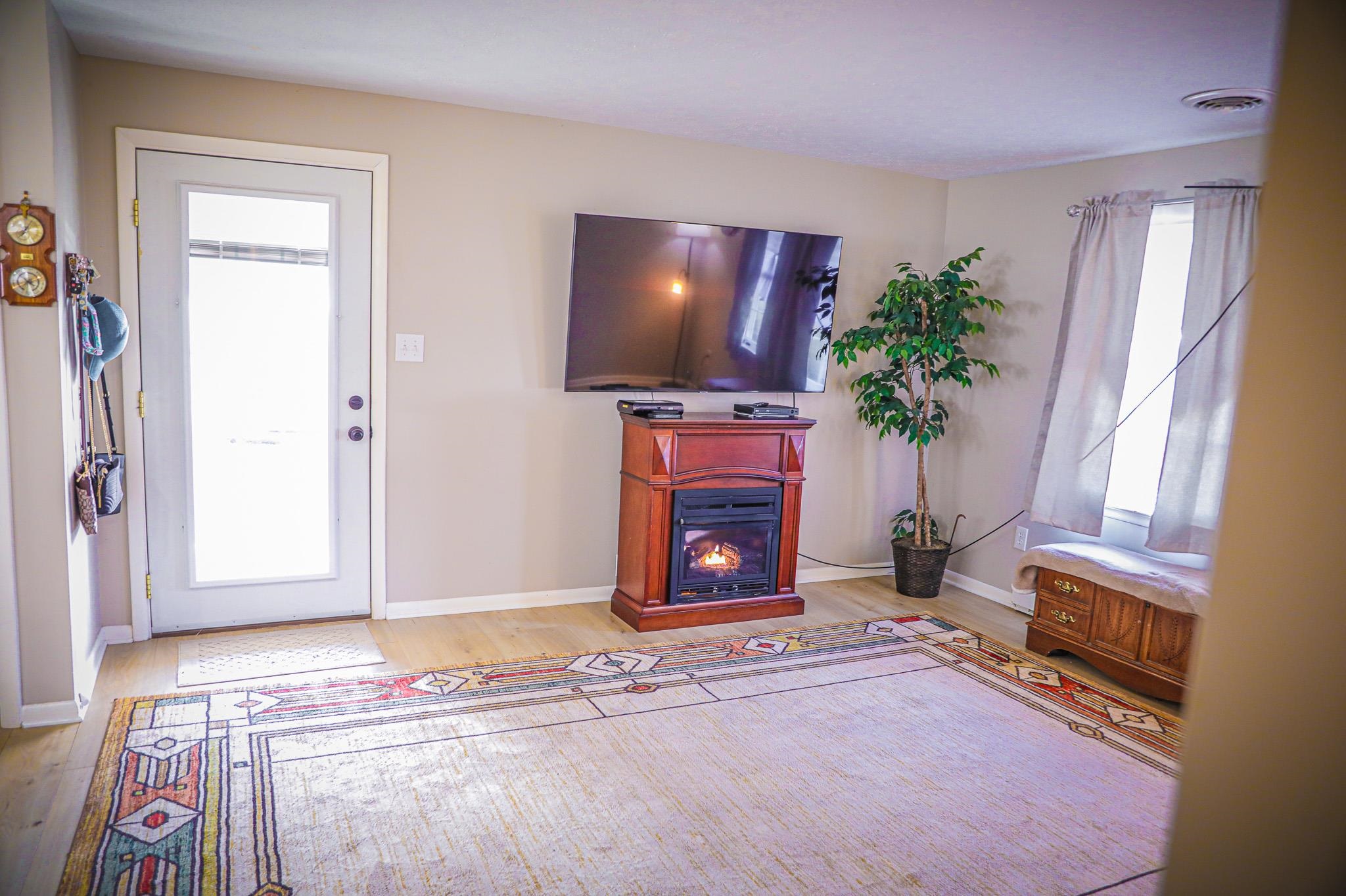 21 ARDMORE ST, VERONA, Virginia 24482, 3 Bedrooms Bedrooms, ,1 BathroomBathrooms,Residential,21 ARDMORE ST,672526 MLS # 672526