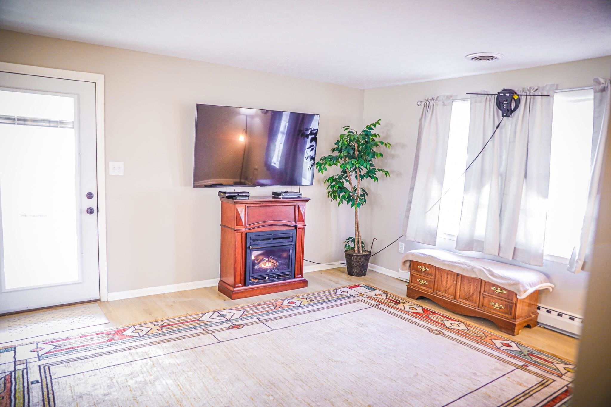 21 ARDMORE ST, VERONA, Virginia 24482, 3 Bedrooms Bedrooms, ,1 BathroomBathrooms,Residential,21 ARDMORE ST,672526 MLS # 672526