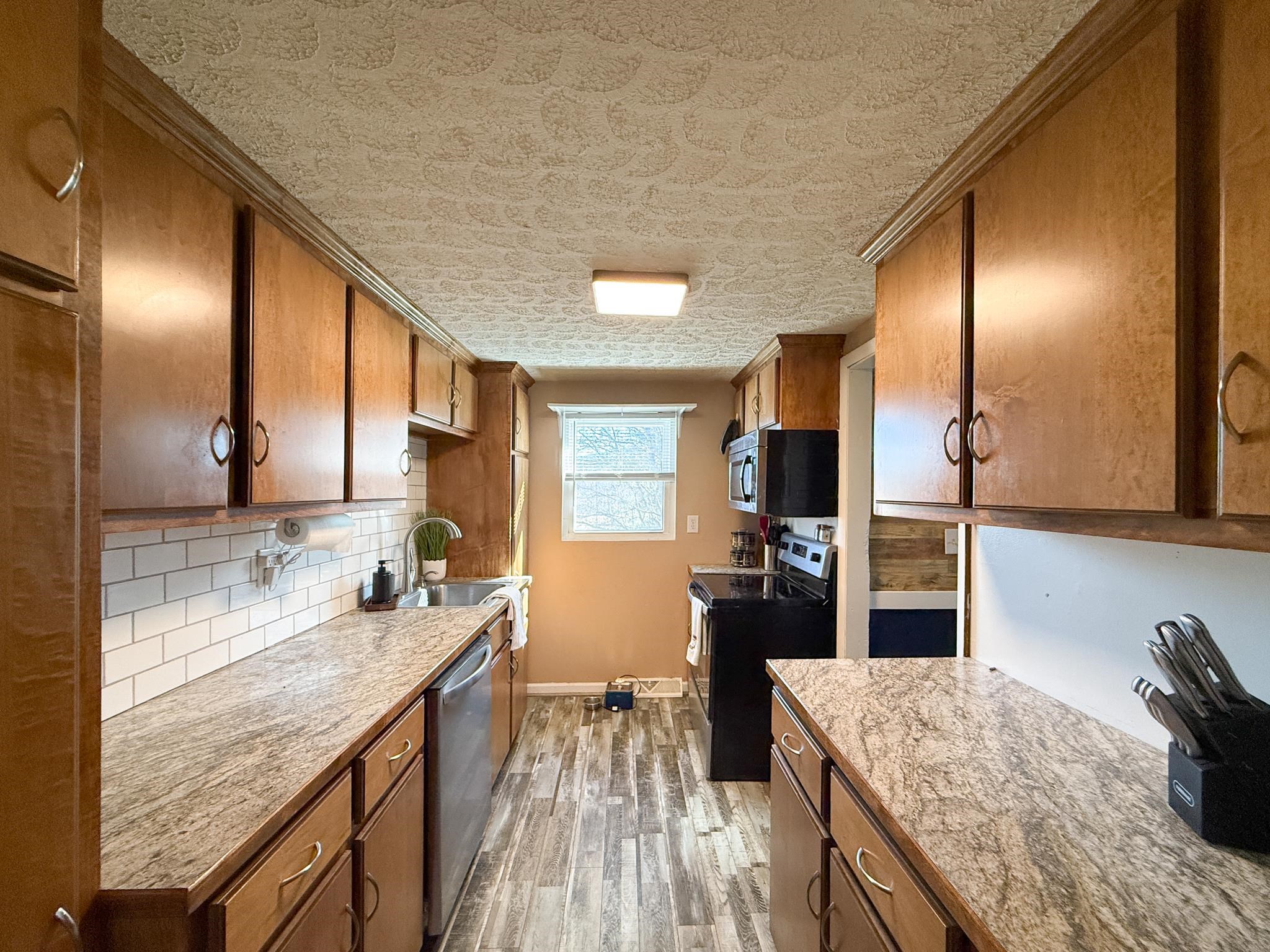 13 INDIAN RIDGE RD, GREENVILLE, Virginia 24440, 2 Bedrooms Bedrooms, ,1 BathroomBathrooms,Residential,13 INDIAN RIDGE RD,672527 MLS # 672527