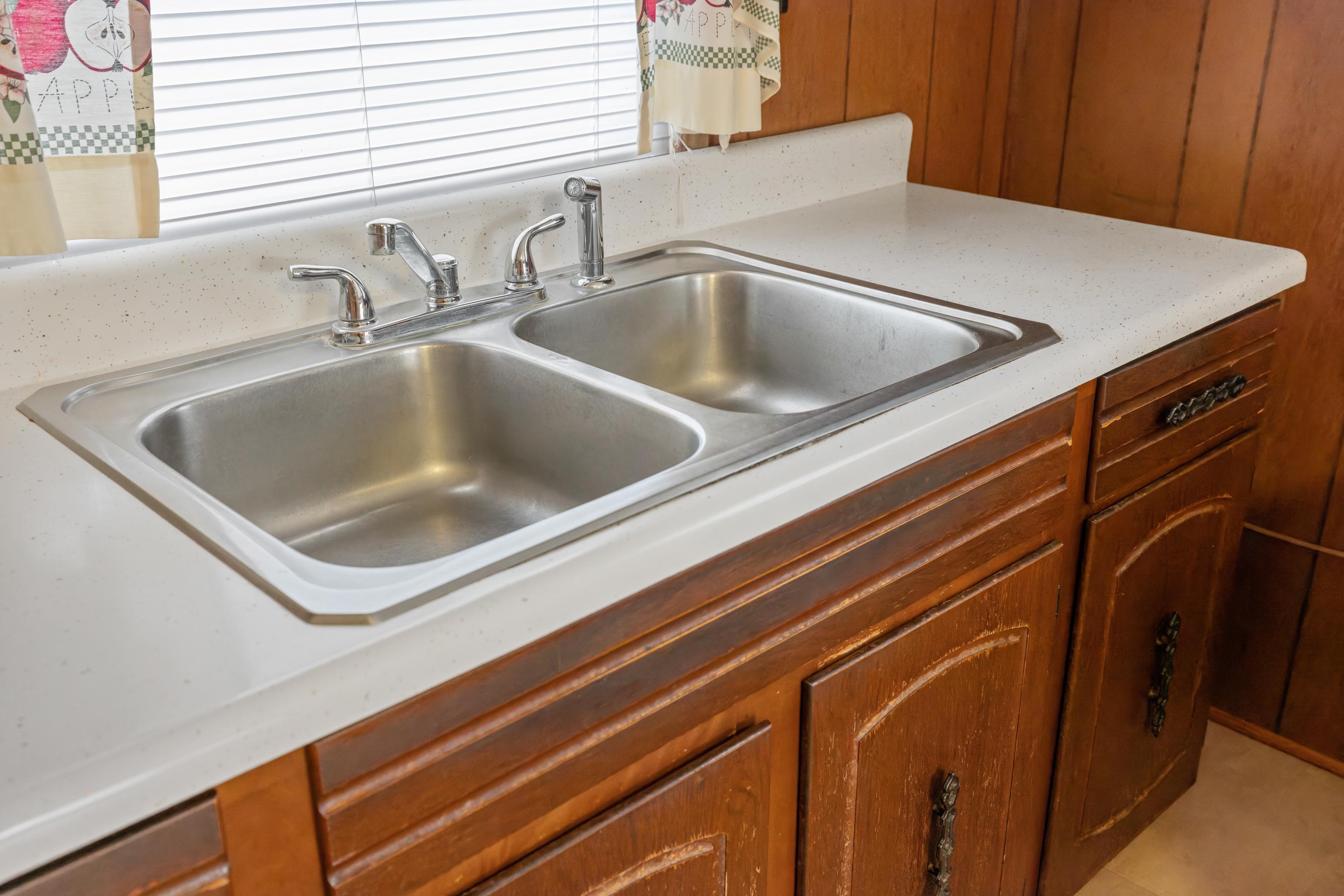 77 HIDDEN ACRES TRL, WAYNESBORO, Virginia 22980, 3 Bedrooms Bedrooms, ,1 BathroomBathrooms,Residential,77 HIDDEN ACRES TRL,672529 MLS # 672529