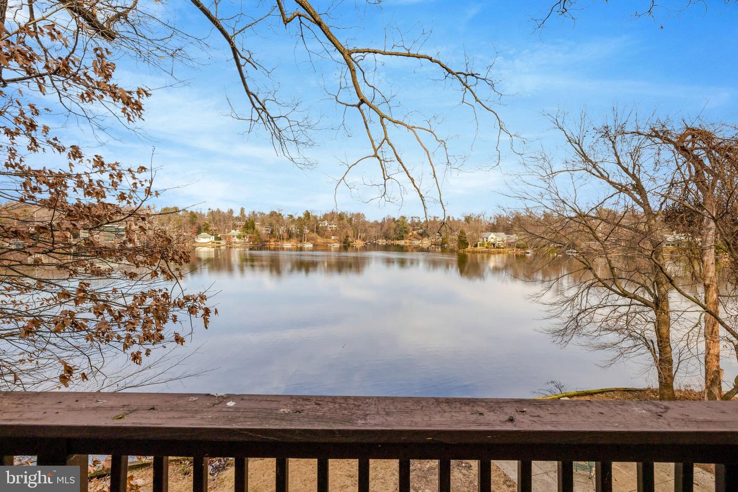 6220 LAKEVIEW DR, FALLS CHURCH, Virginia 22041, 5 Bedrooms Bedrooms, ,3 BathroomsBathrooms,Residential,For sale,6220 LAKEVIEW DR,VAFX2280594 MLS # VAFX2280594