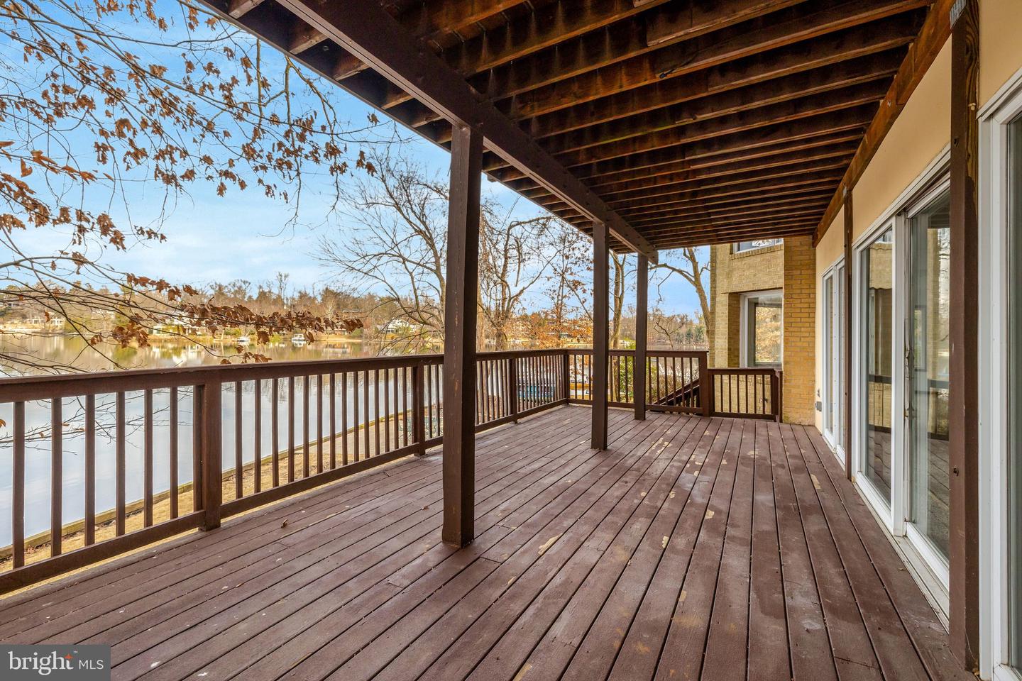 6220 LAKEVIEW DR, FALLS CHURCH, Virginia 22041, 5 Bedrooms Bedrooms, ,3 BathroomsBathrooms,Residential,For sale,6220 LAKEVIEW DR,VAFX2280594 MLS # VAFX2280594