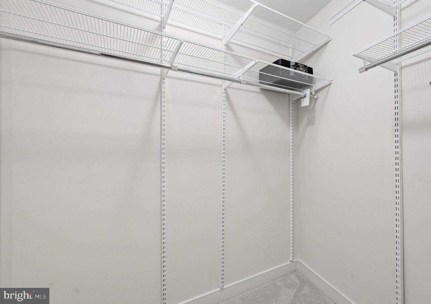 820 N POLLARD ST #504, ARLINGTON, Virginia 22203, 2 Bedrooms Bedrooms, ,2 BathroomsBathrooms,Residential,For sale,820 N POLLARD ST #504,VAAR2066500 MLS # VAAR2066500