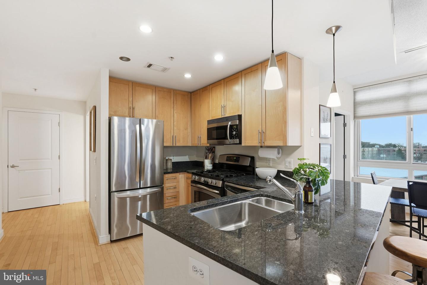 820 N POLLARD ST #504, ARLINGTON, Virginia 22203, 2 Bedrooms Bedrooms, ,2 BathroomsBathrooms,Residential,For sale,820 N POLLARD ST #504,VAAR2066500 MLS # VAAR2066500