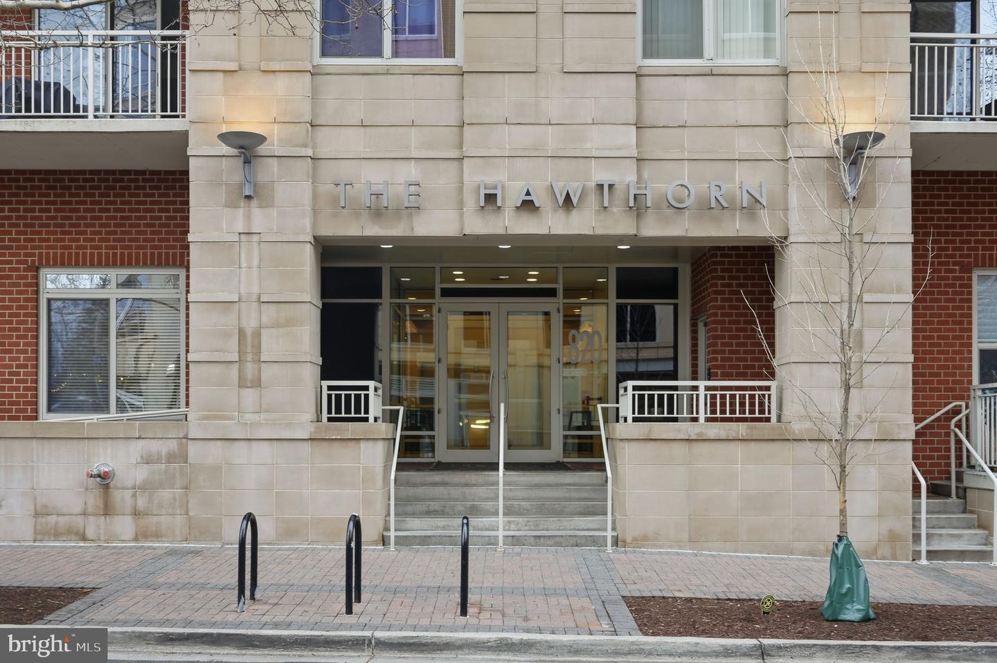 820 N POLLARD ST #504, ARLINGTON, Virginia 22203, 2 Bedrooms Bedrooms, ,2 BathroomsBathrooms,Residential,For sale,820 N POLLARD ST #504,VAAR2066500 MLS # VAAR2066500