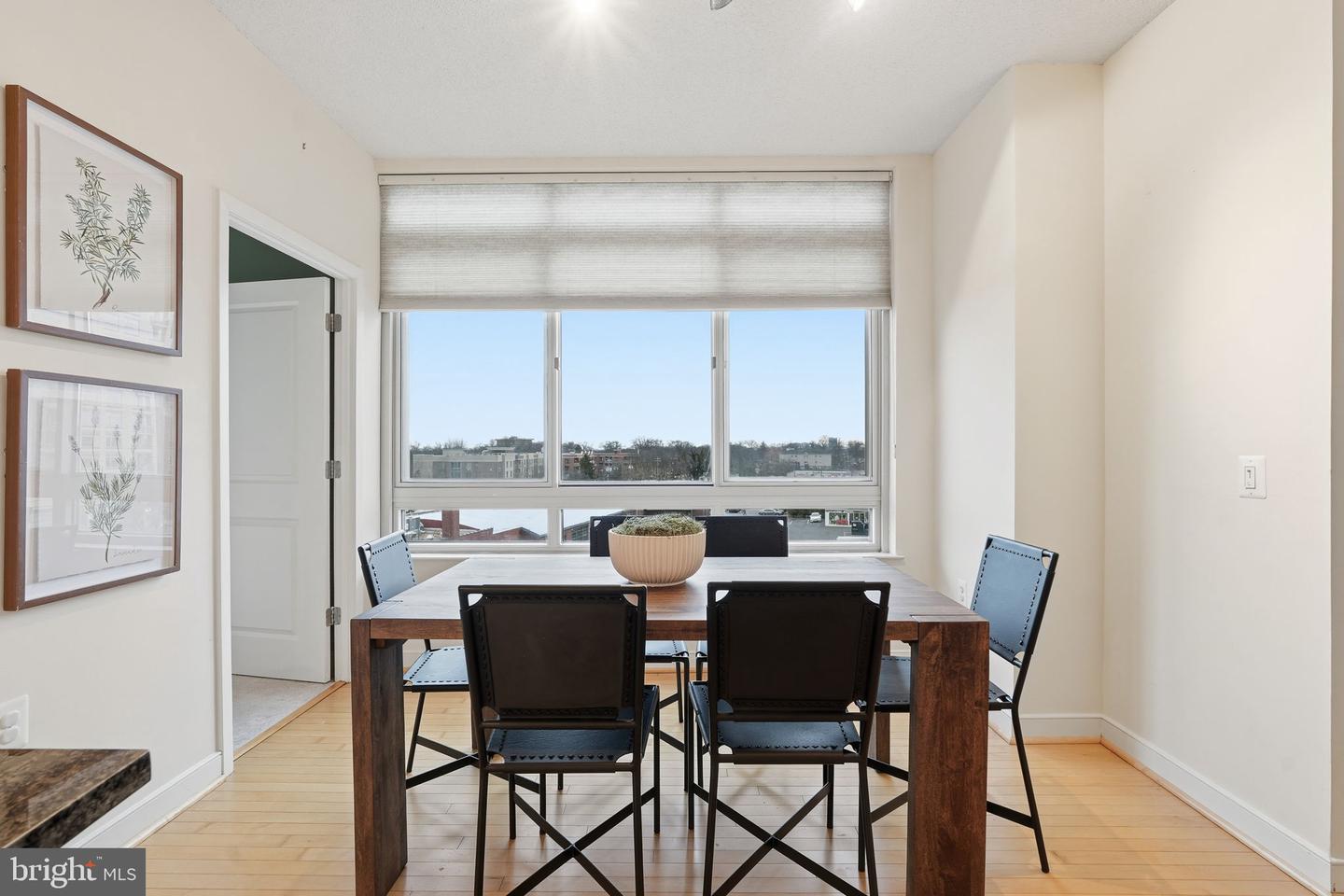 820 N POLLARD ST #504, ARLINGTON, Virginia 22203, 2 Bedrooms Bedrooms, ,2 BathroomsBathrooms,Residential,For sale,820 N POLLARD ST #504,VAAR2066500 MLS # VAAR2066500