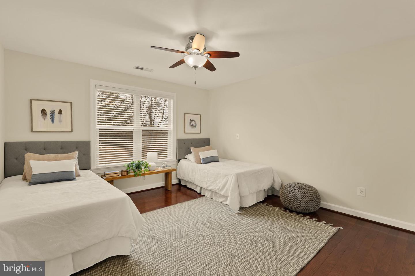 7221 TYLER AVE, FALLS CHURCH, Virginia 22042, 4 Bedrooms Bedrooms, ,4 BathroomsBathrooms,Residential,For sale,7221 TYLER AVE,VAFX2280912 MLS # VAFX2280912