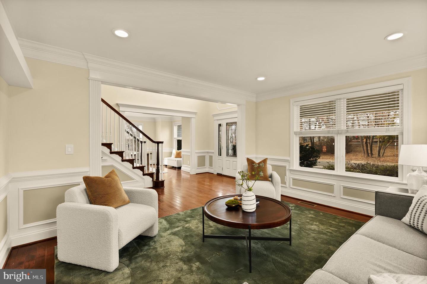 7221 TYLER AVE, FALLS CHURCH, Virginia 22042, 4 Bedrooms Bedrooms, ,4 BathroomsBathrooms,Residential,For sale,7221 TYLER AVE,VAFX2280912 MLS # VAFX2280912